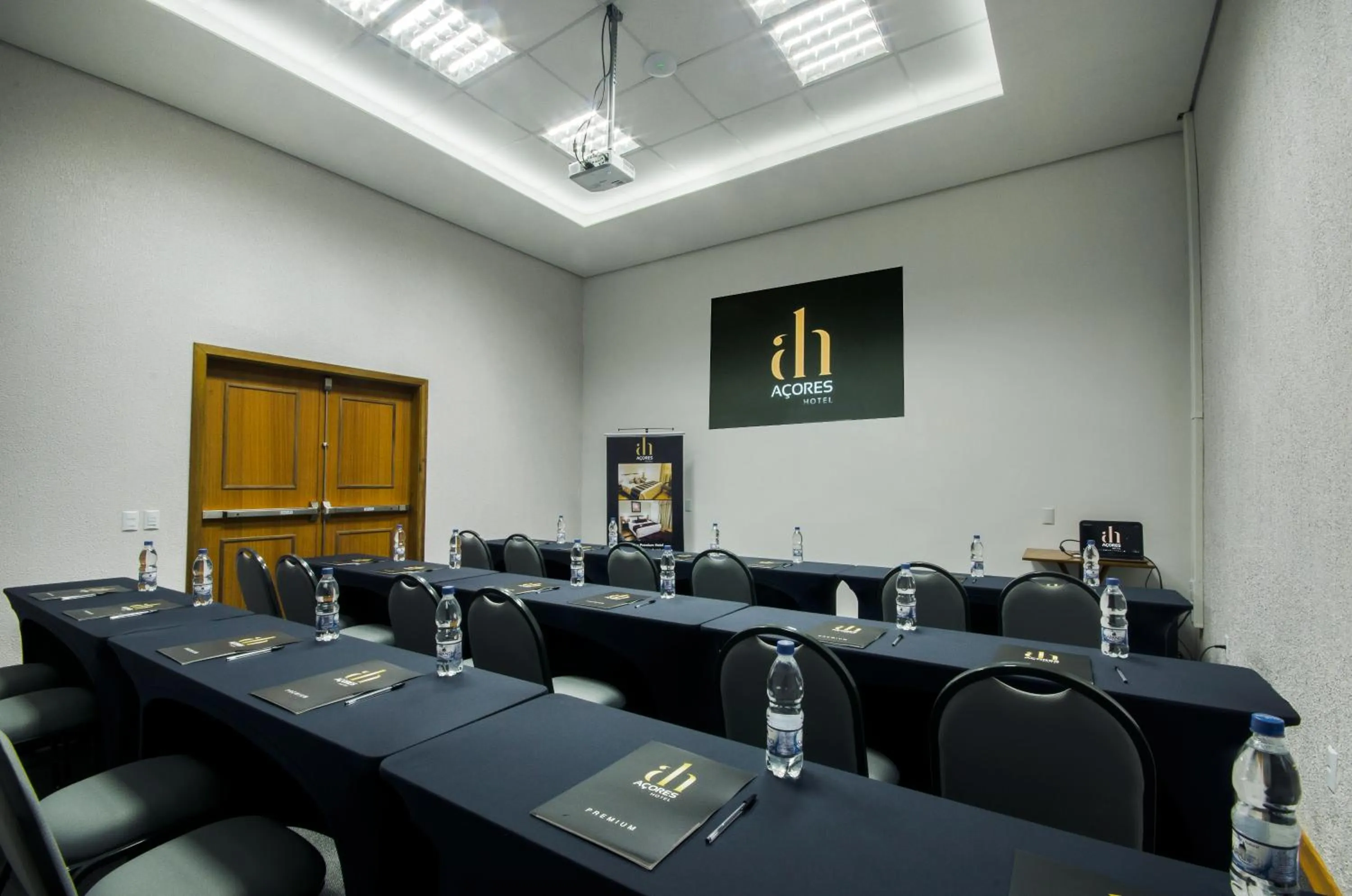 Meeting/conference room in Açores Premium- 5 Minutos do Moinhos de Vento