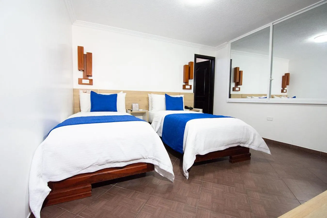 Bedroom, Bed in Hotel Plaza Victoria