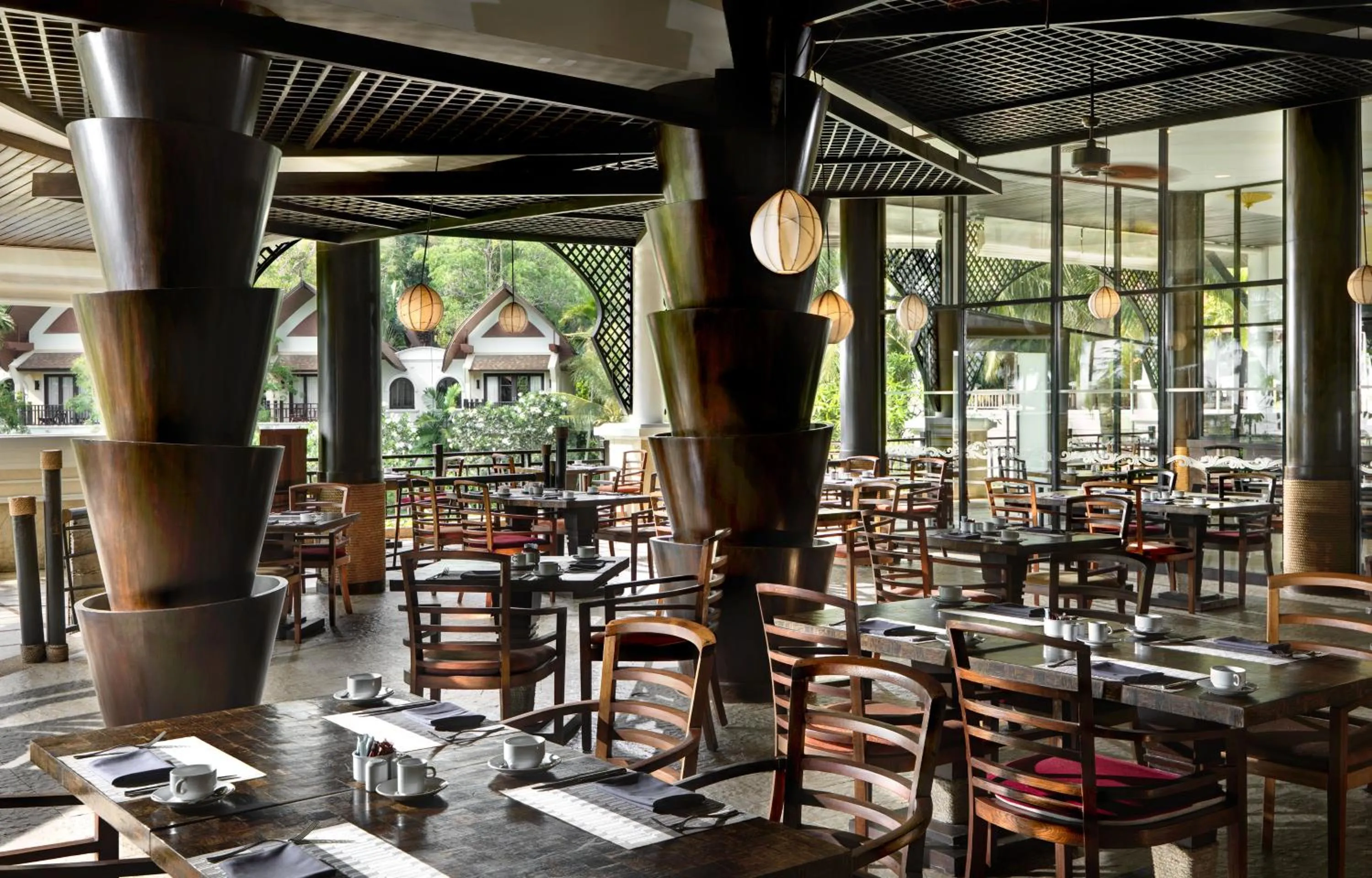 Restaurant/places to eat in Rawi Warin Resort And Spa - SHA Extra Plus