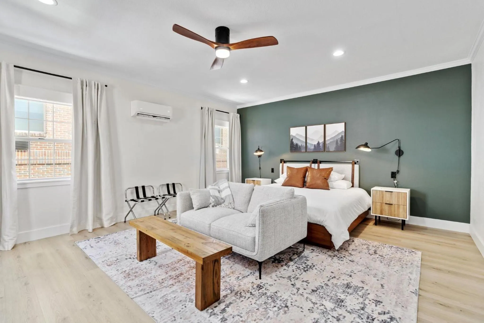 Bed in 27 on Park Boutique Hotel & Venue