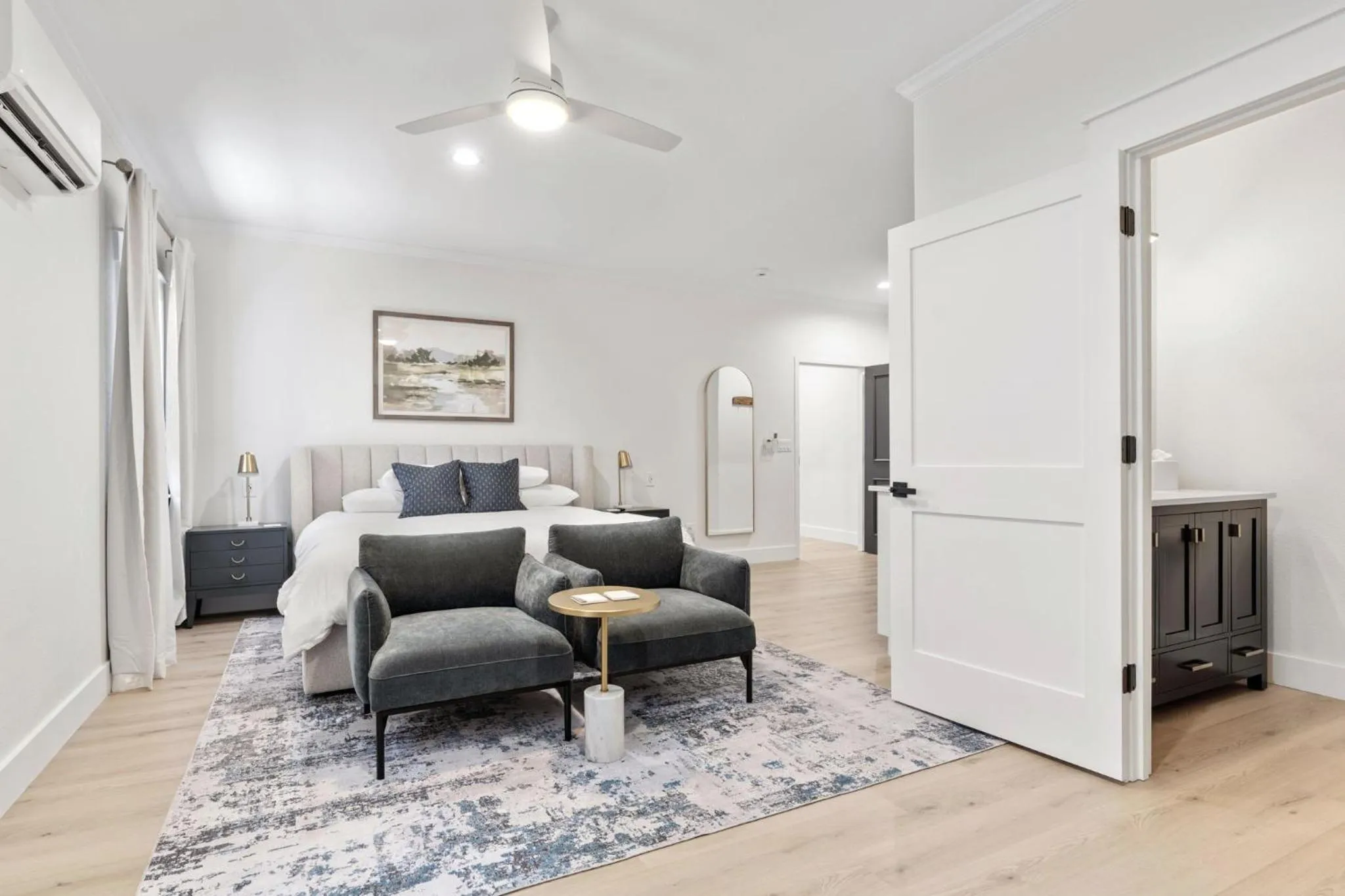 Bed in 27 on Park Boutique Hotel & Venue