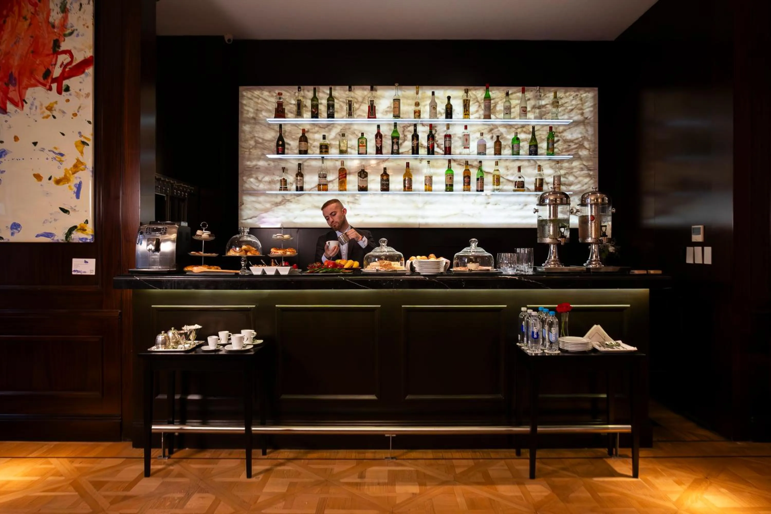 Lounge or bar in Algodon Mansion