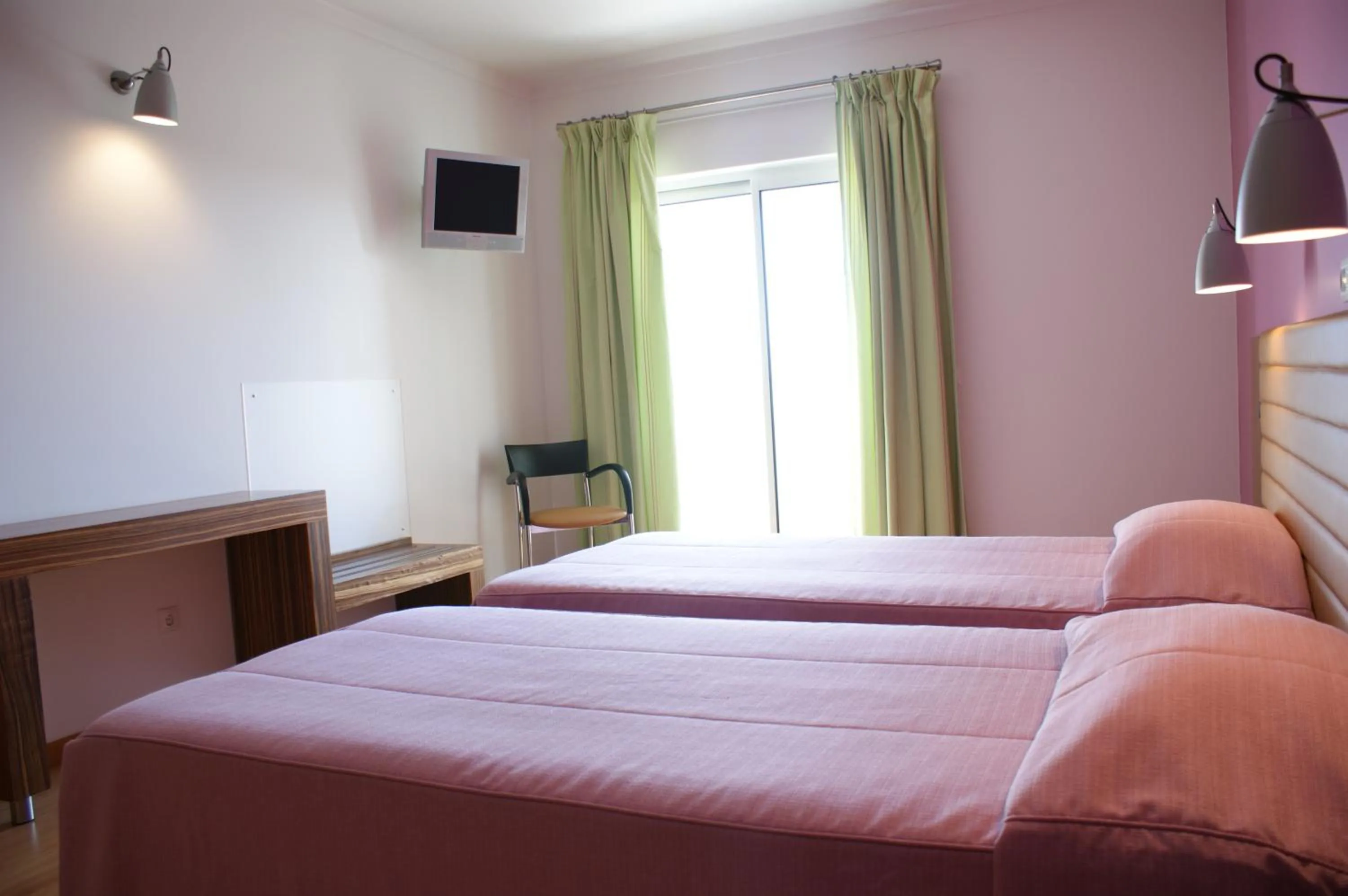 Day, Bed in Hotel O Novo Principe