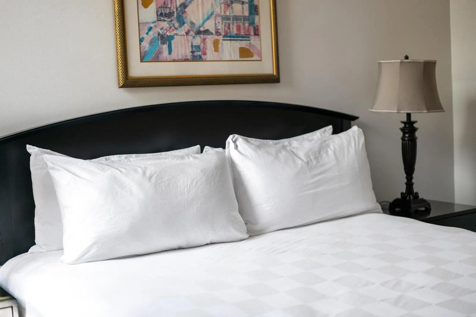 Bed in Historic Streetcar Inn