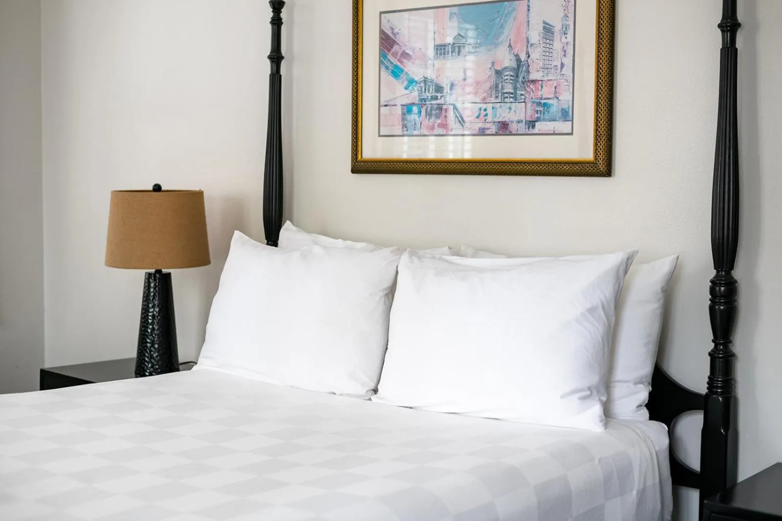 Bed in Historic Streetcar Inn