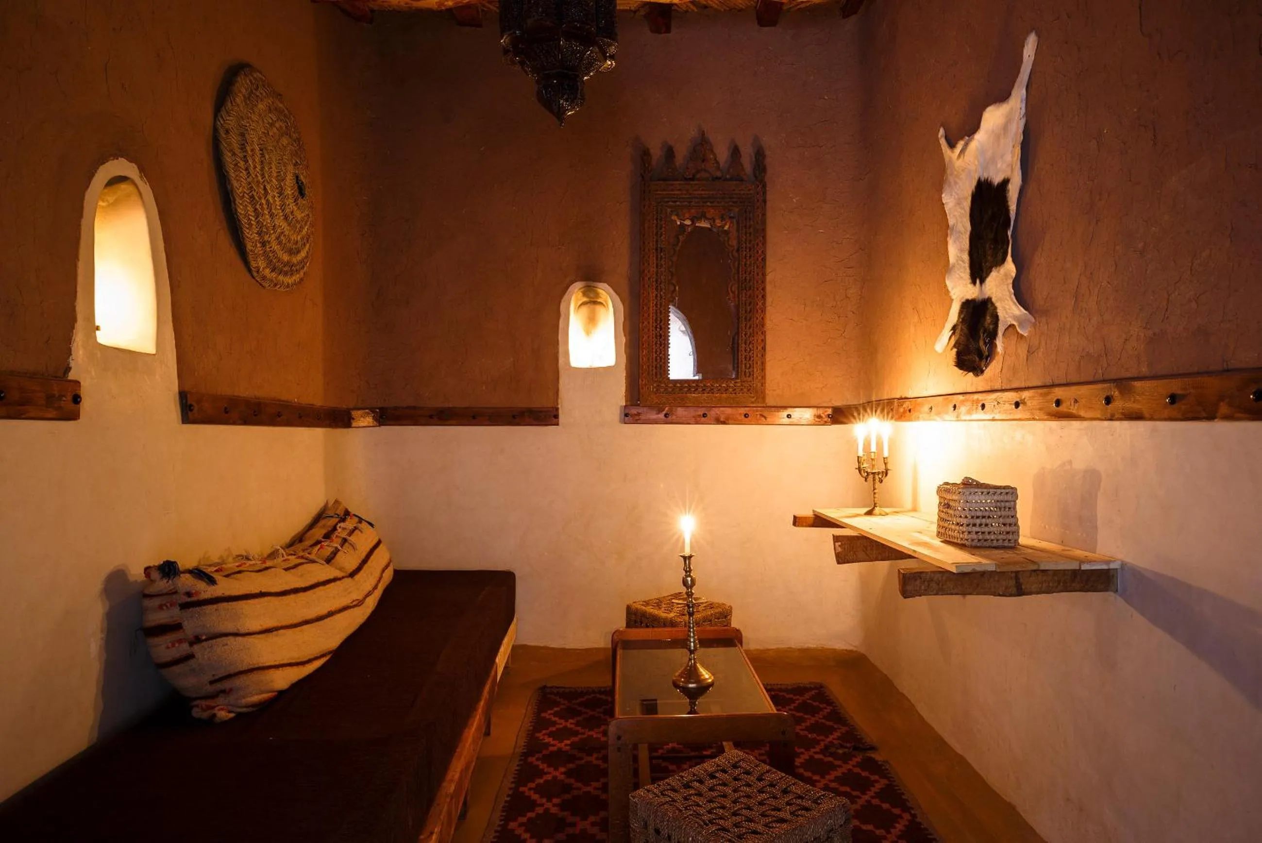 Communal lounge/ TV room in Kasbah Tebi