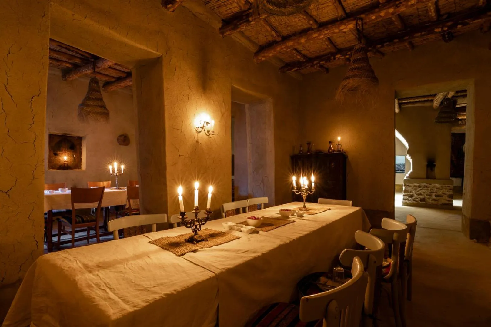 Restaurant/places to eat in Kasbah Tebi