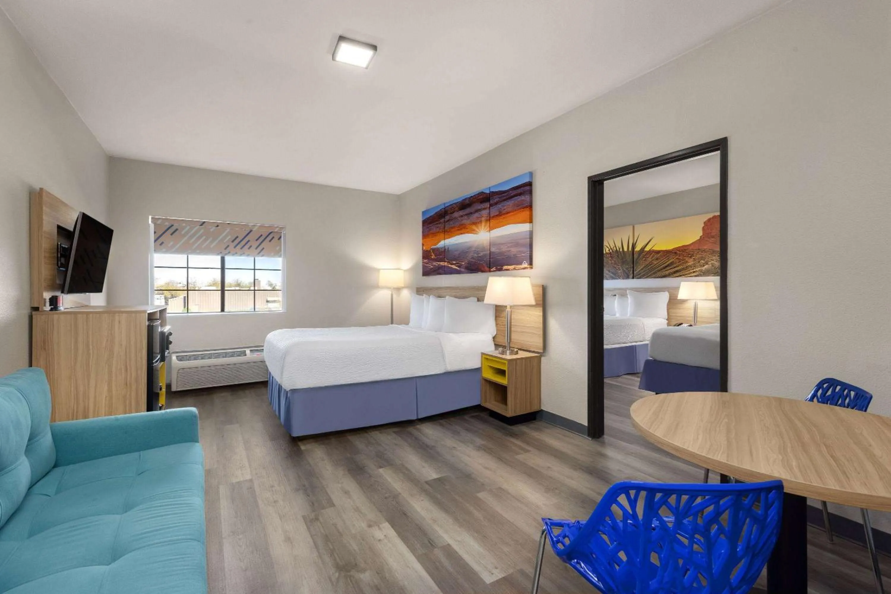 Bed in Days Inn & Suites by Wyndham Tucson/Marana