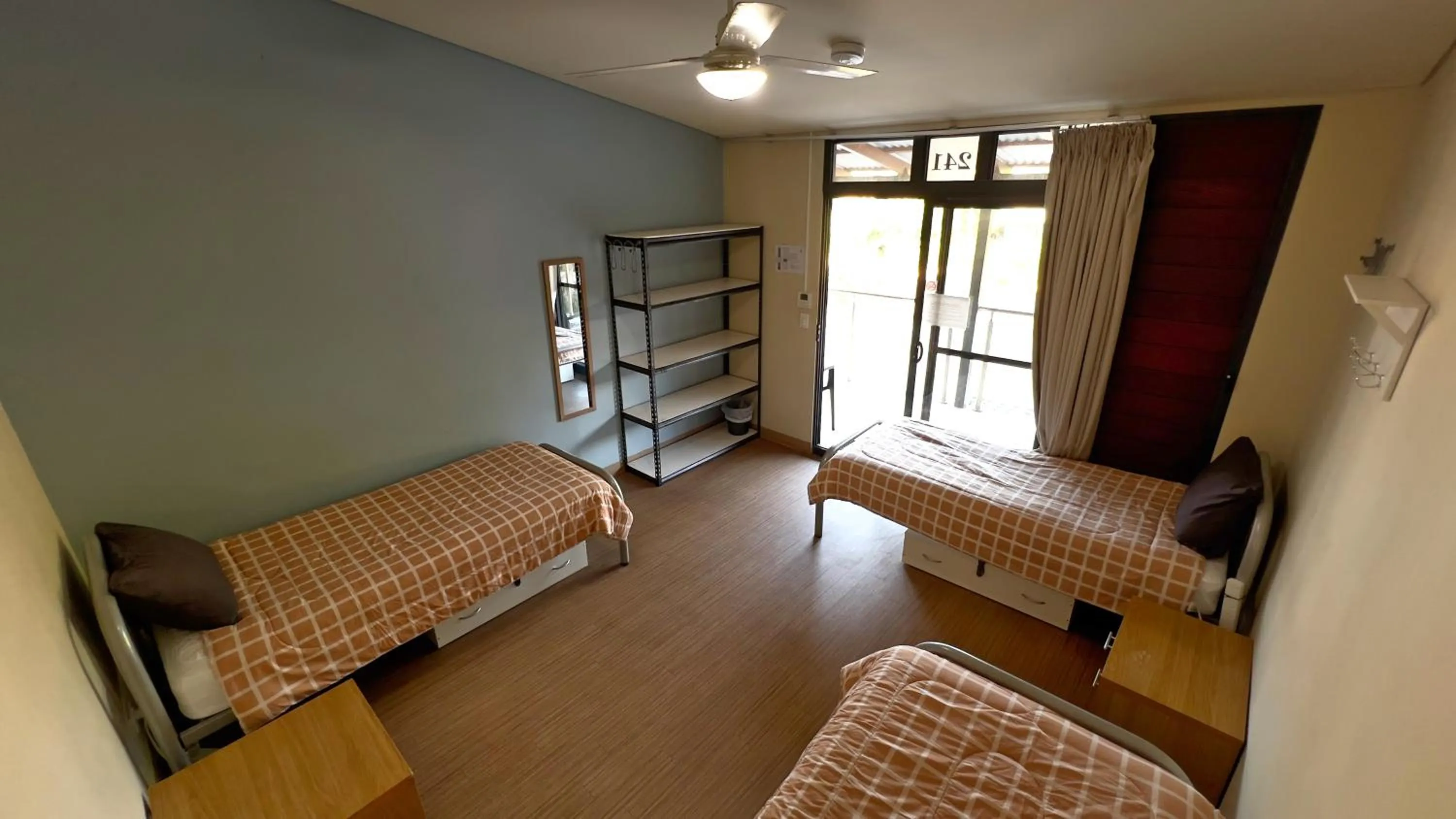 Photo of the whole room, Bed in Beaches of Broome