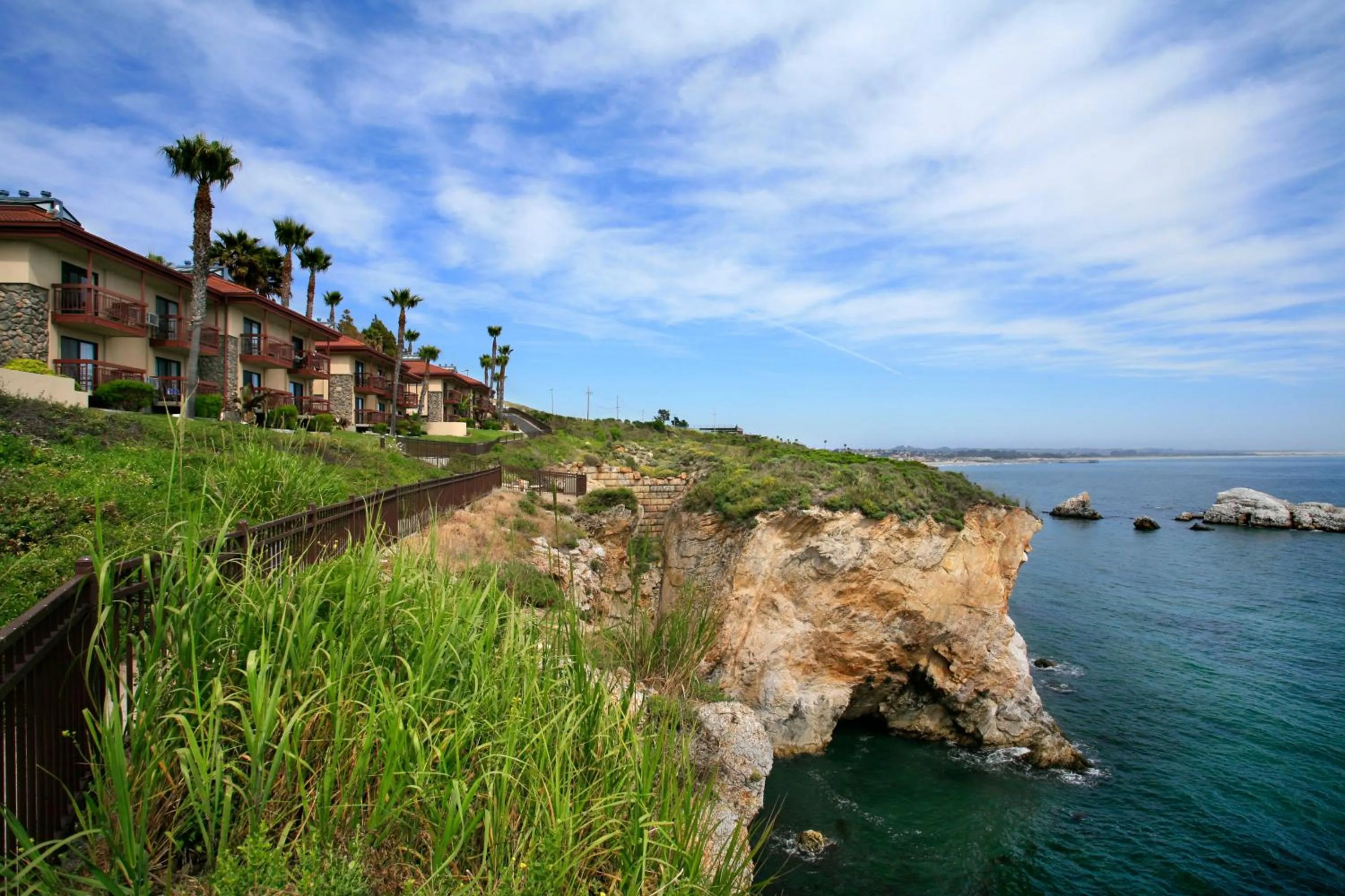 Facade/entrance in Inn at the Cove