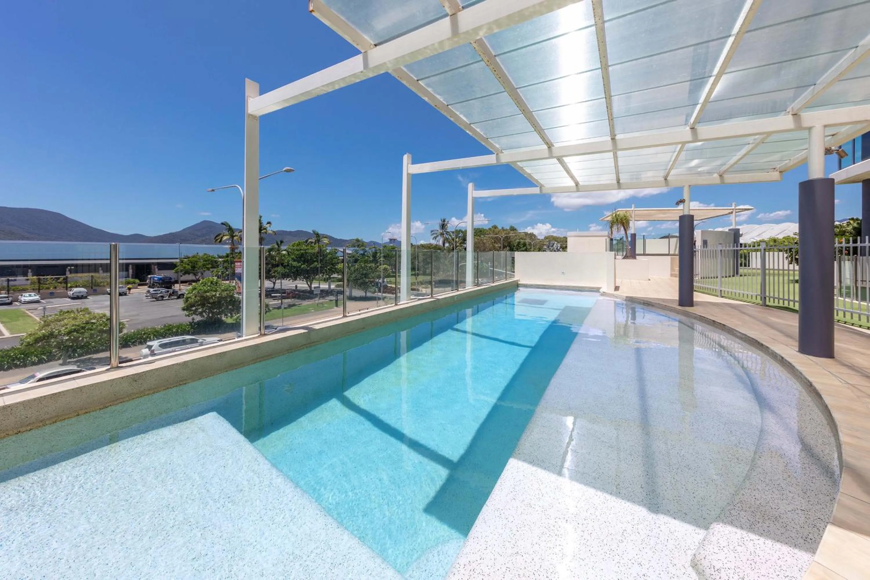 Swimming pool in Piermonde Apartments Cairns