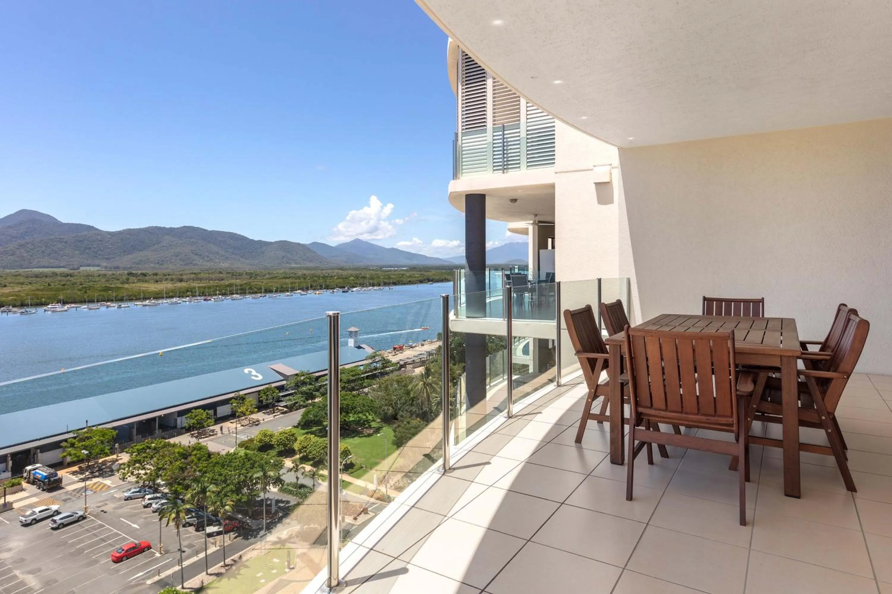 Summer in Piermonde Apartments Cairns