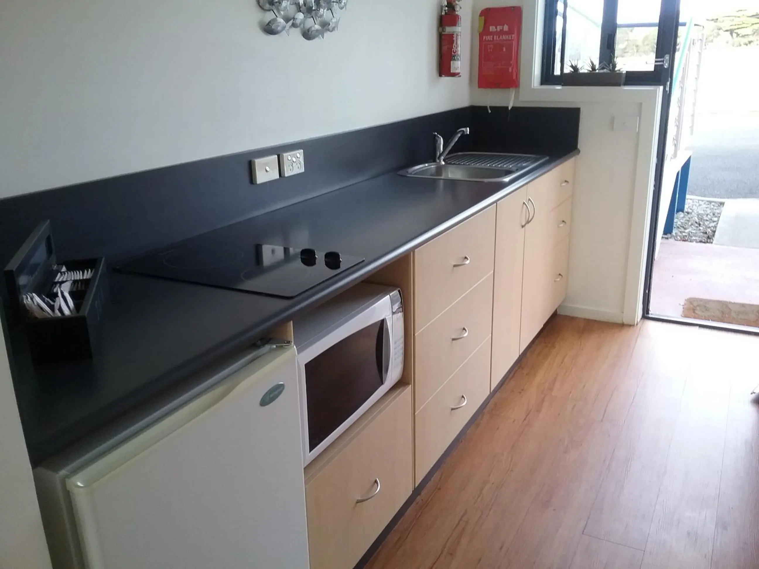 Kitchen or kitchenette in Diamond Island Resort, Restaurant & Bar and Penguin Show