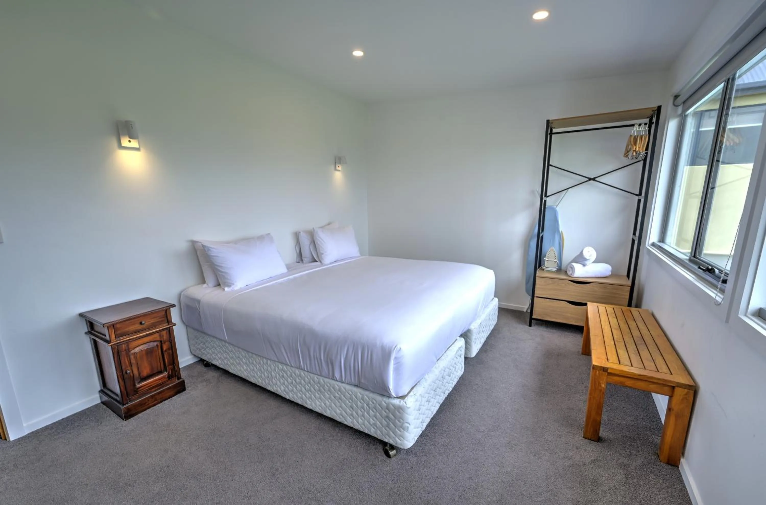 Bed in Diamond Island Resort, Restaurant & Bar and Penguin Show