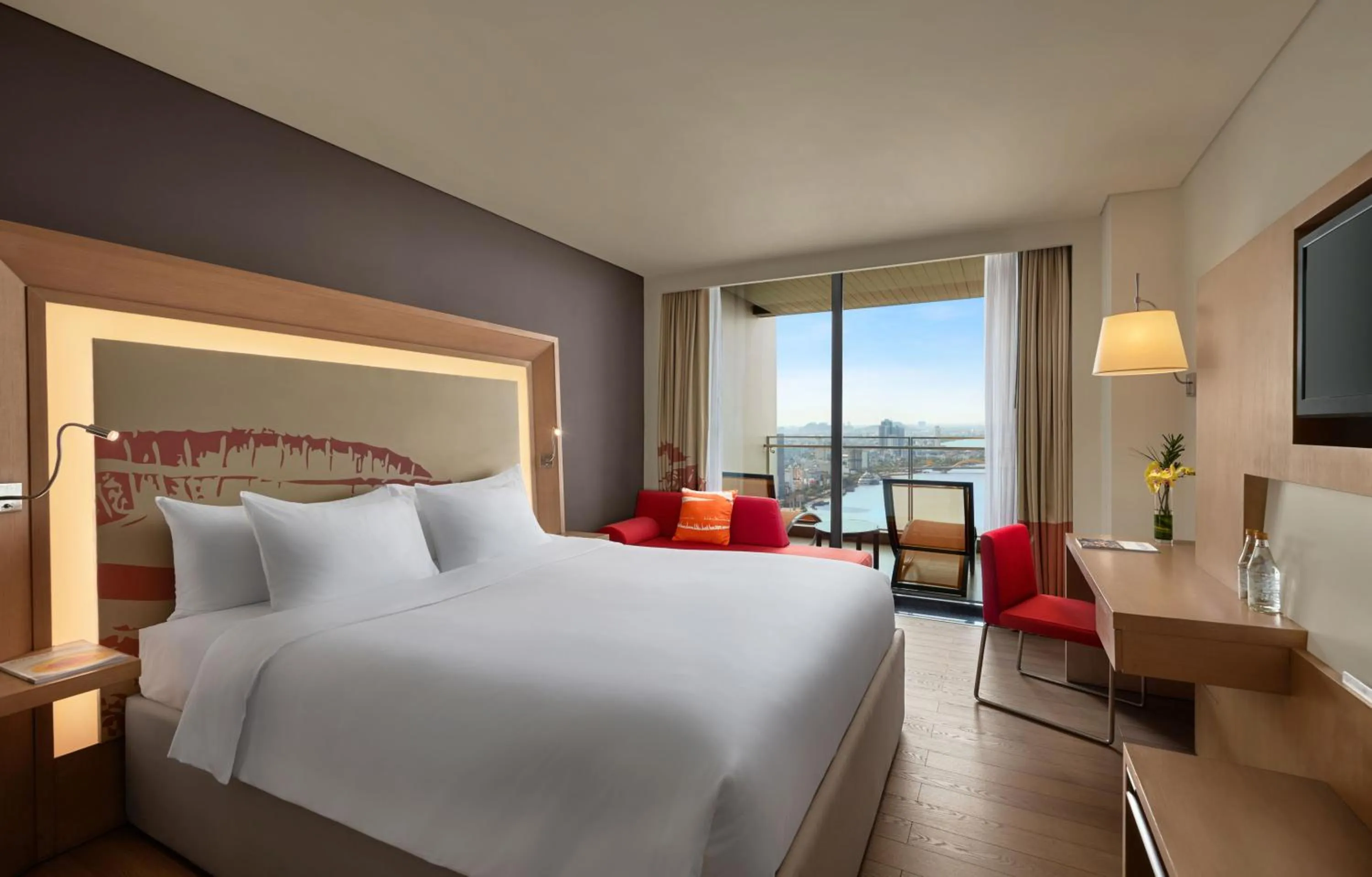 River view, Bed in Novotel Danang Premier Han River