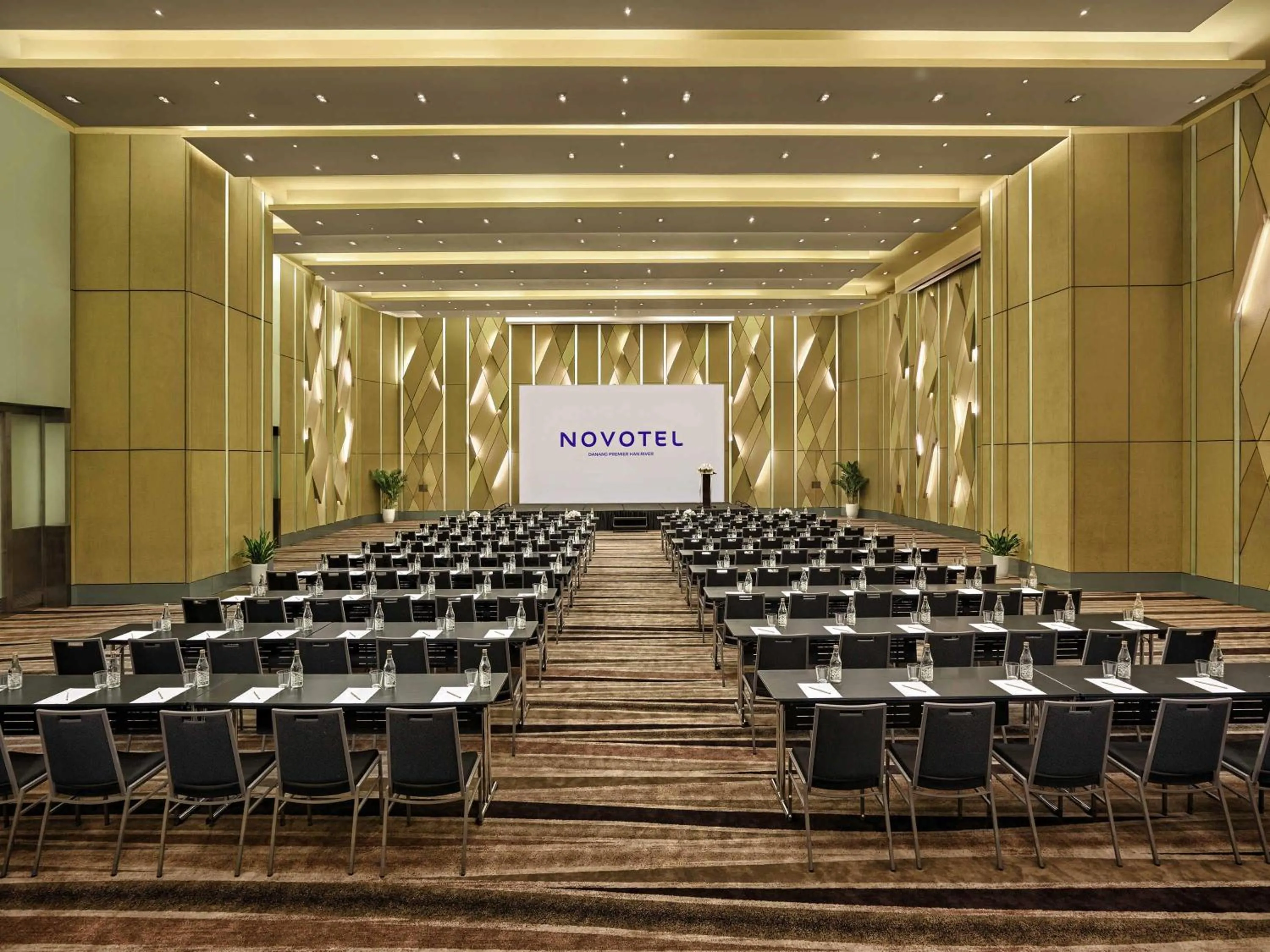 Meeting/conference room in Novotel Danang Premier Han River