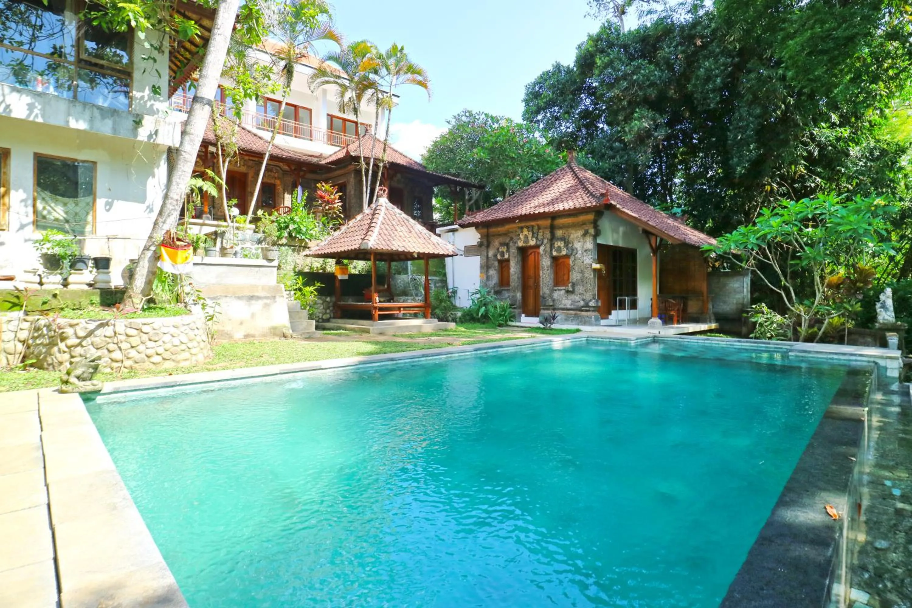 Swimming pool in Yuliati House Ubud