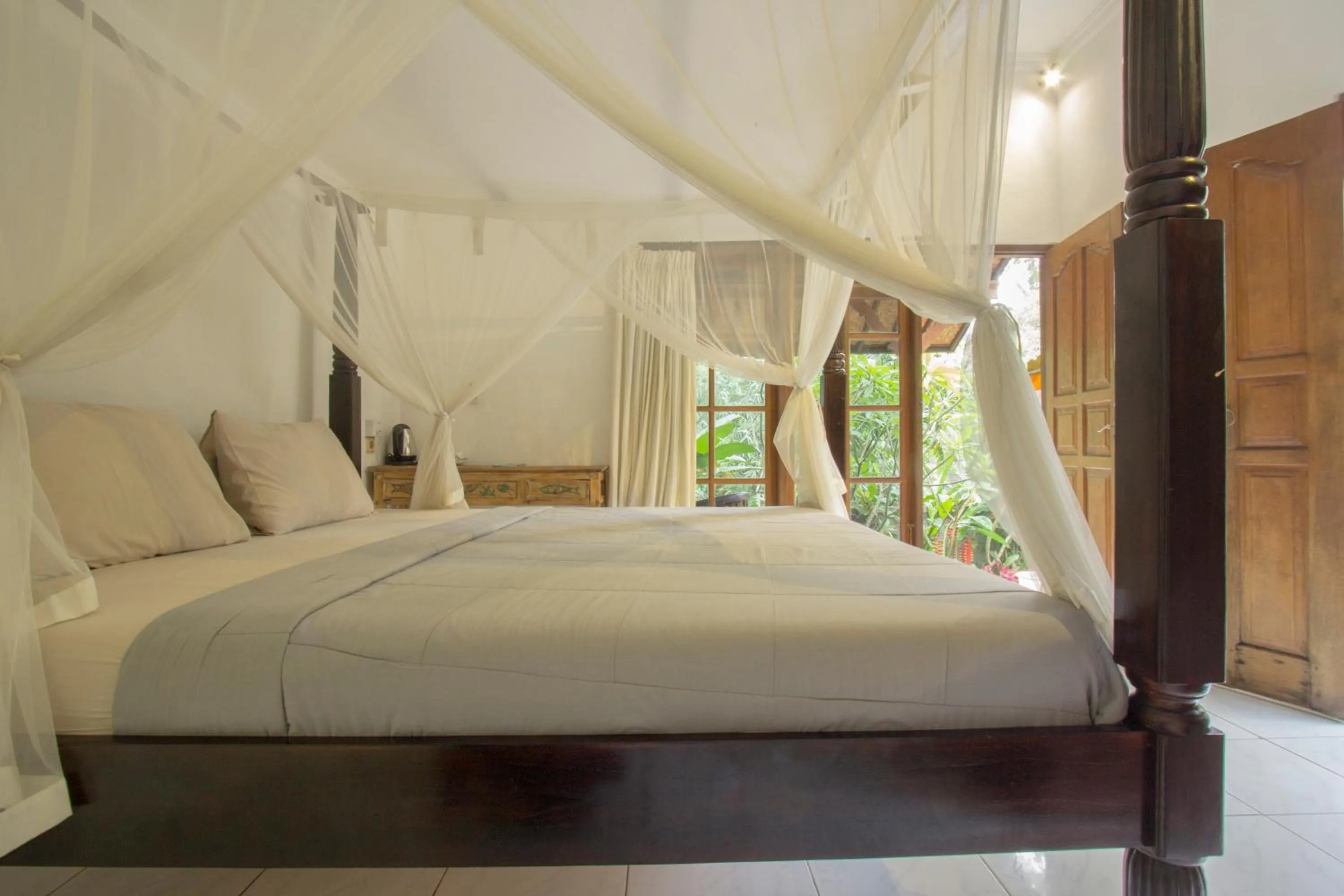 Garden, Bed in Yuliati House Ubud