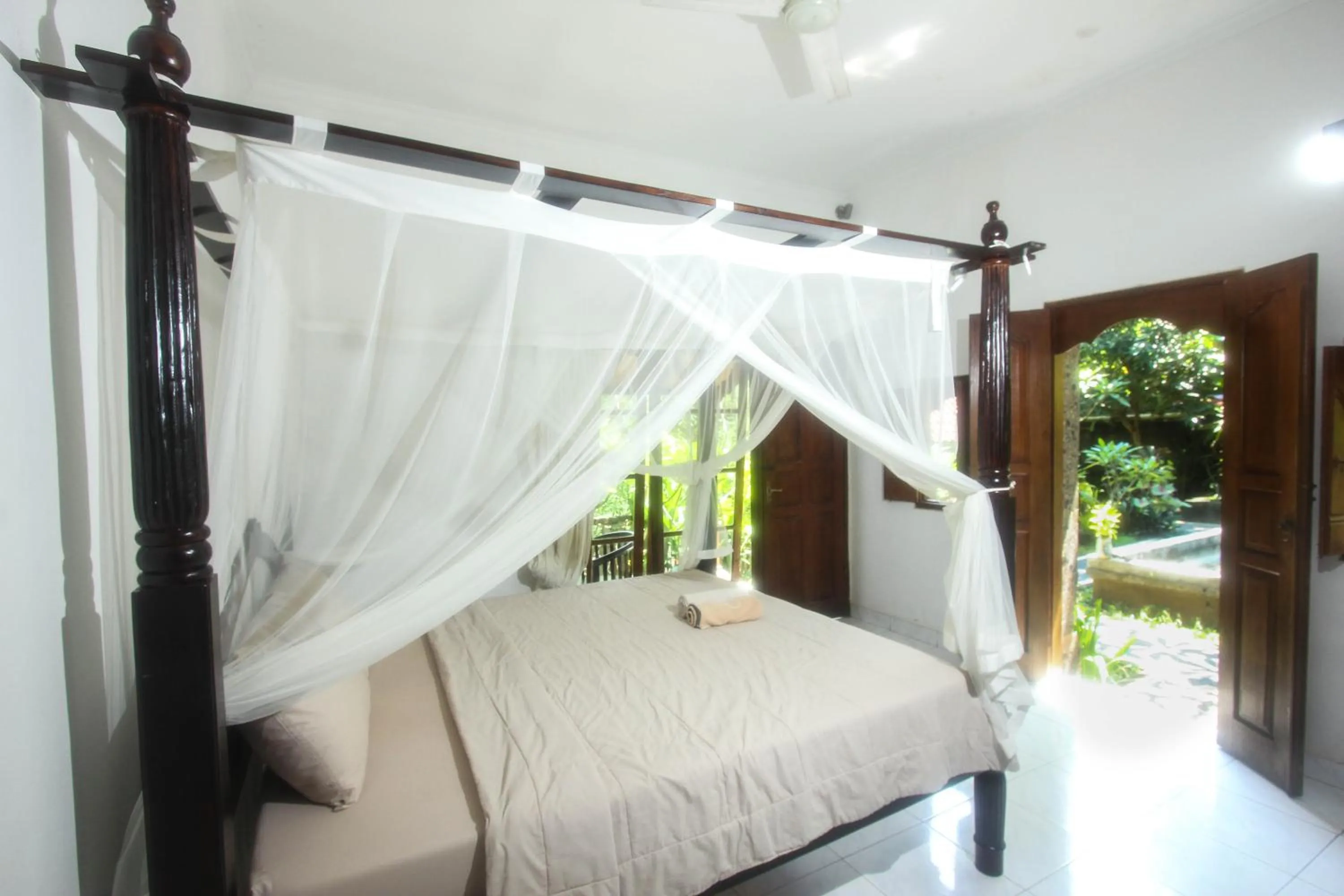 Garden, Bed in Yuliati House Ubud