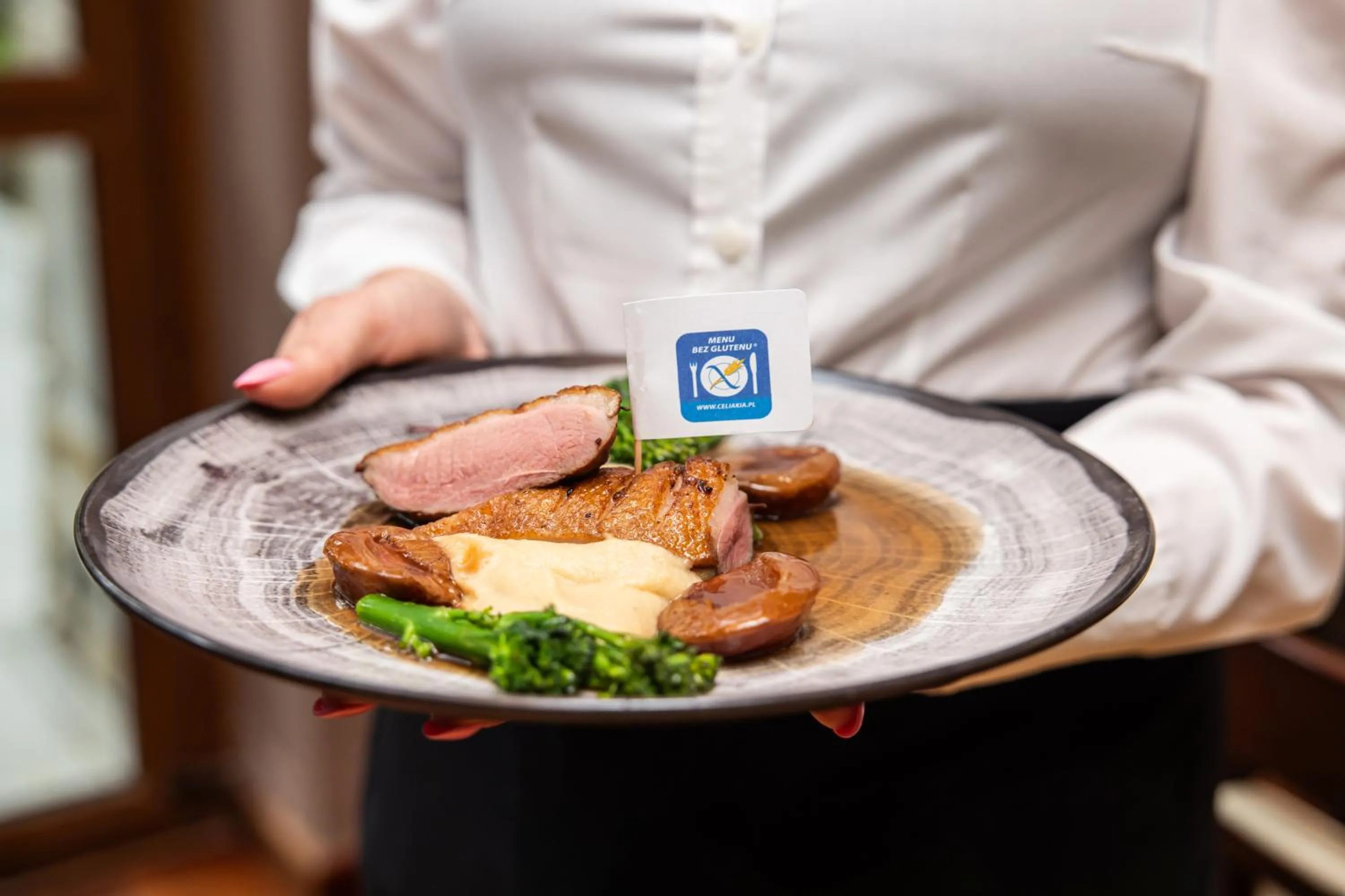 Restaurant/places to eat in Hotel Crocus