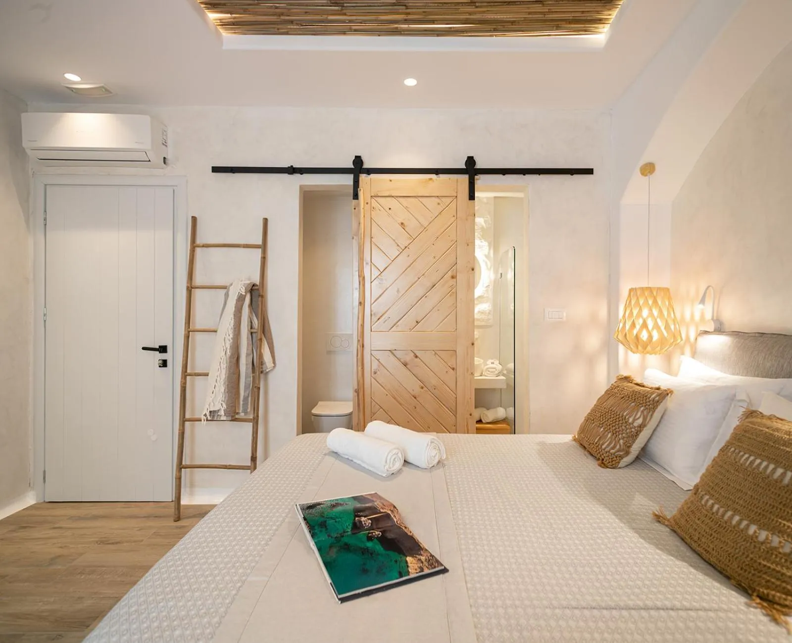 Photo of the whole room, Bed in TERRA FOS NAXOS STUDIOS