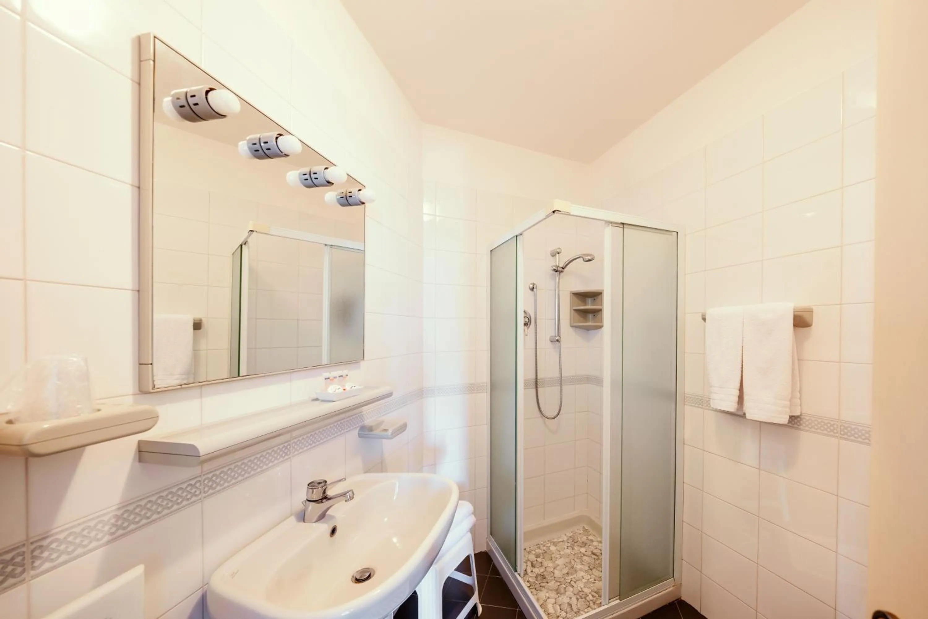 Bathroom in Hotel Antonella