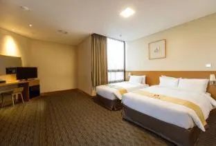Photo of the whole room, Bed in Hotel Skypark Central Myeongdong