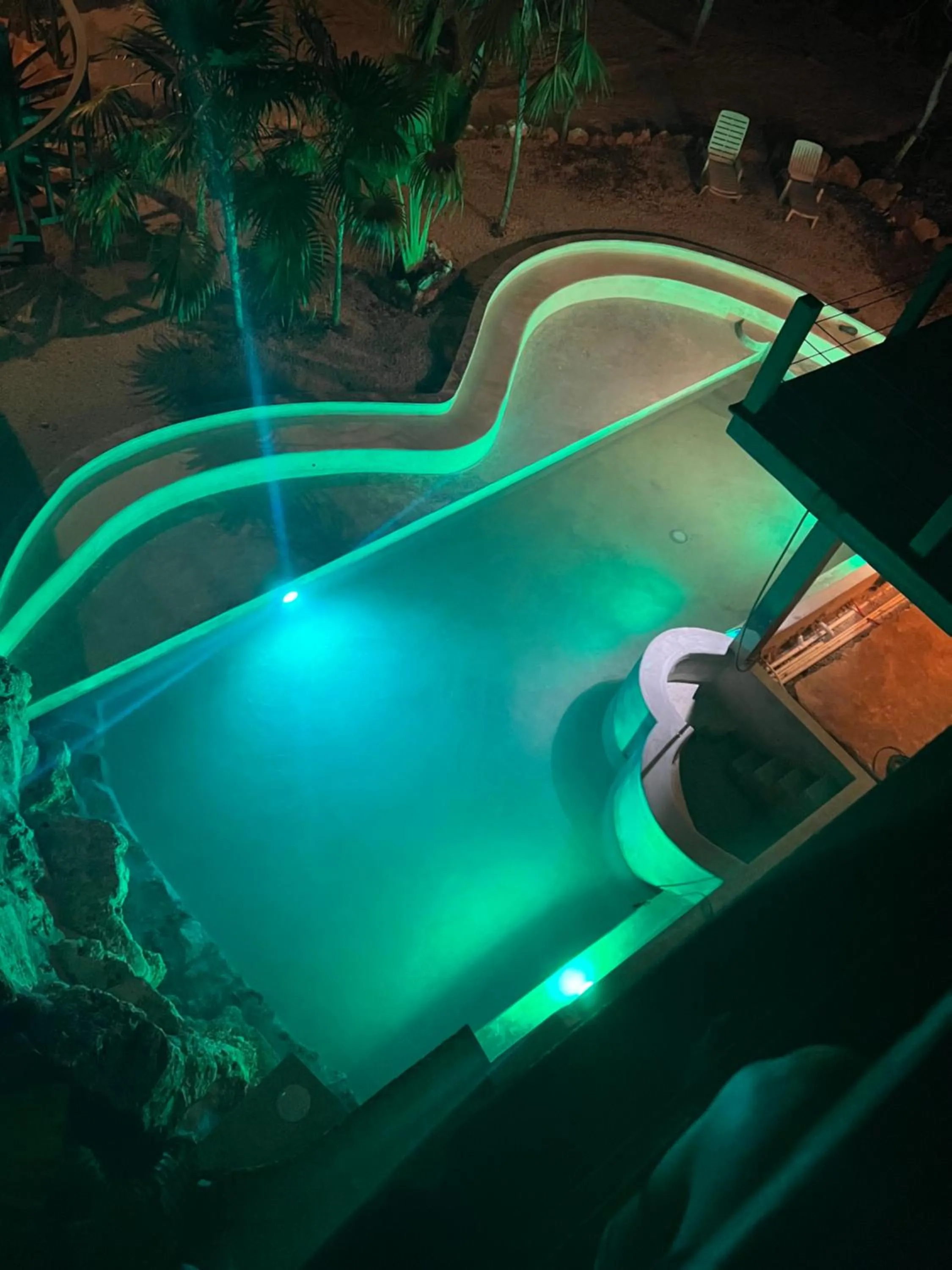 Night in Hokhmah Heart Hotel