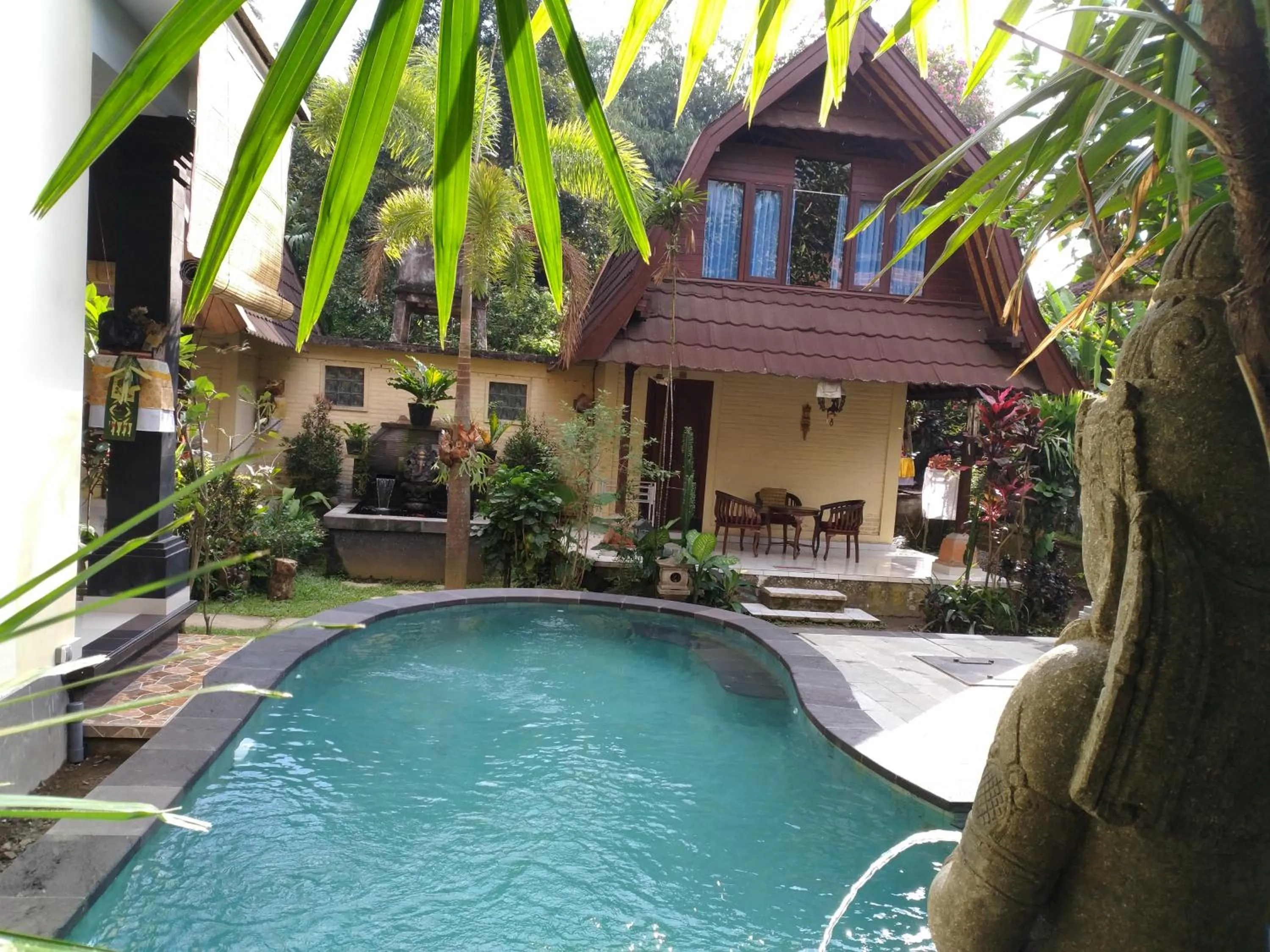 Area and facilities in Pondok Bambu Homestay