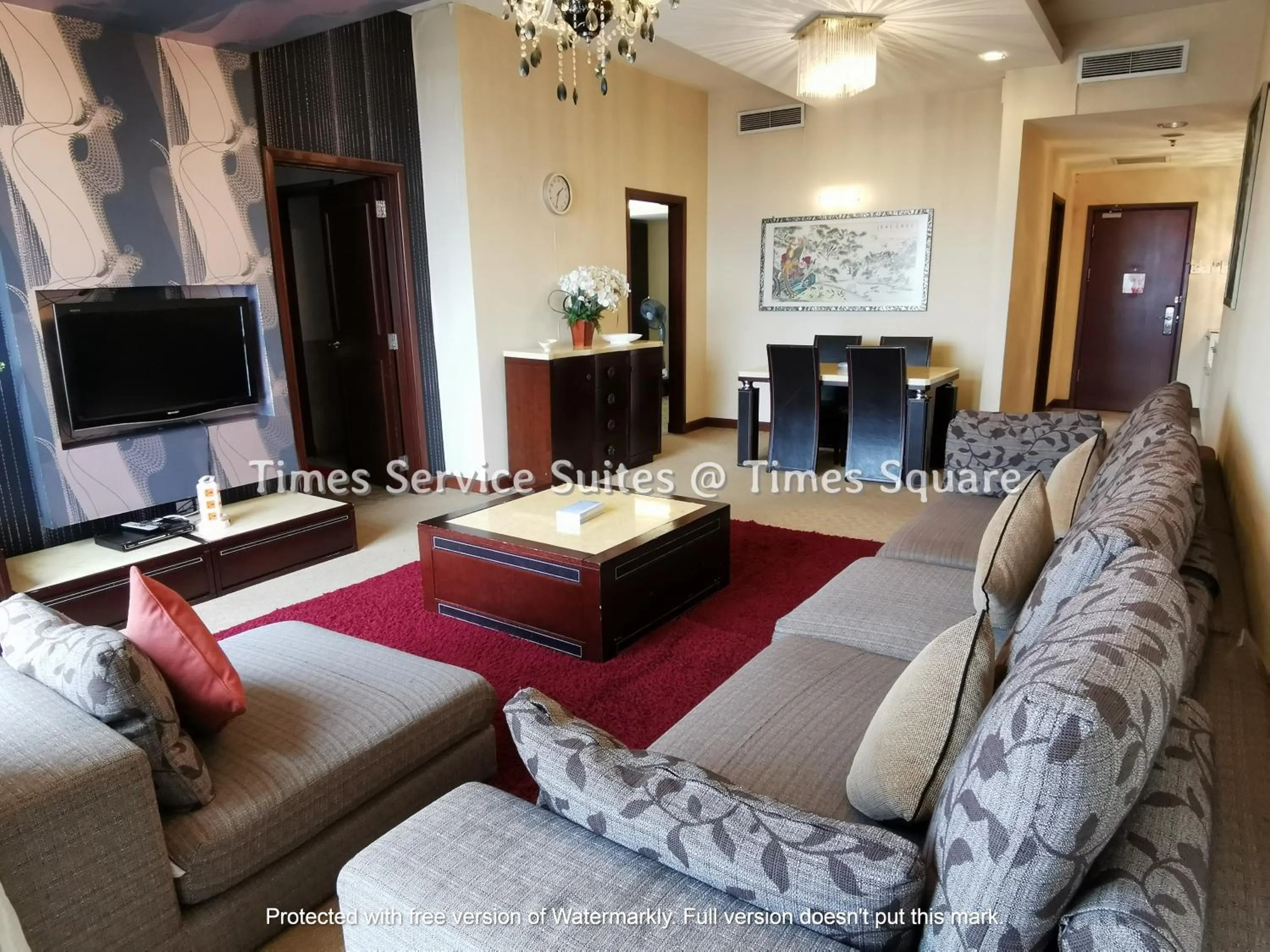 TV and multimedia in Times Service Suites @ Times Square