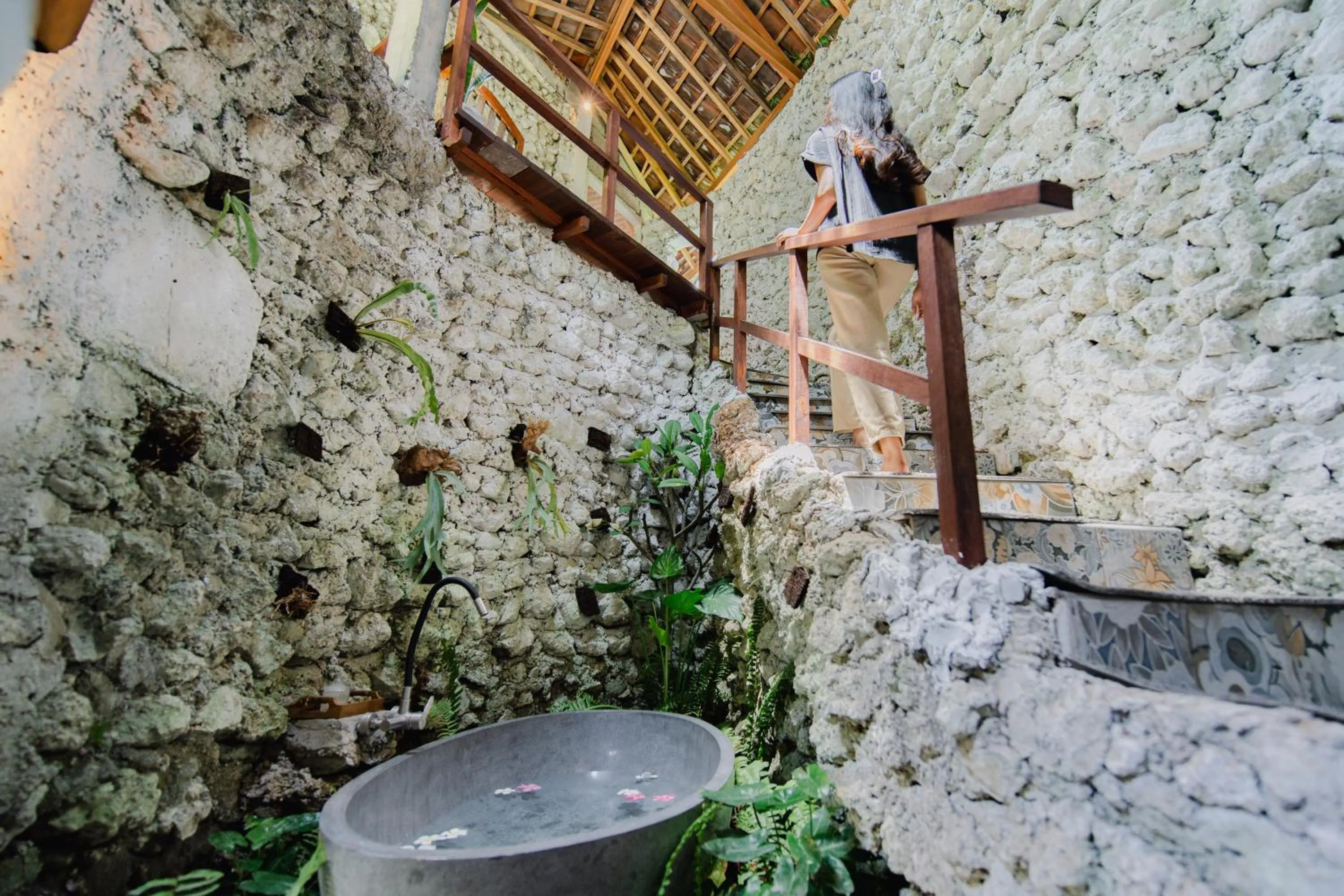 Bath in The Onion Collective