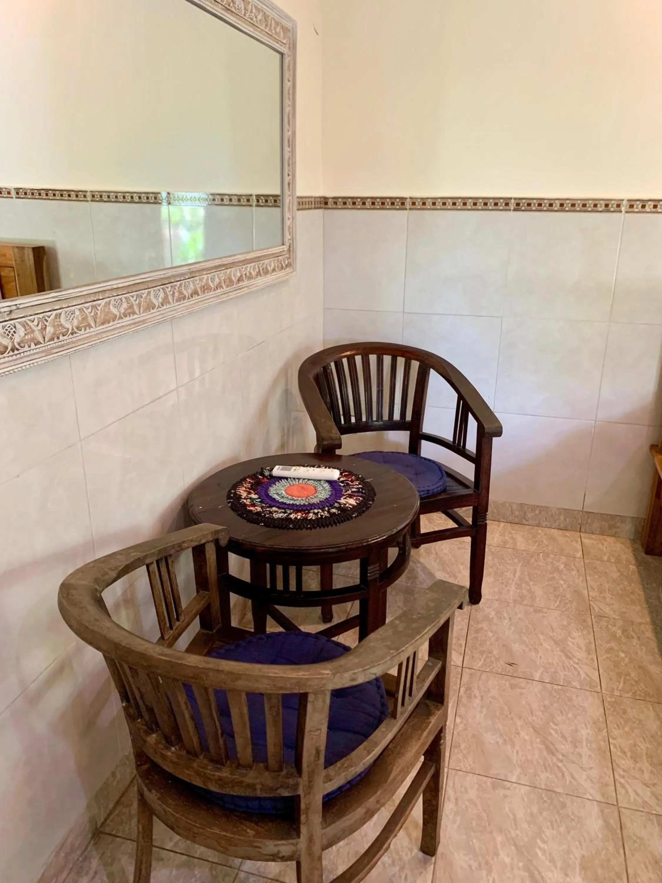 Property building in Bagus Homestay