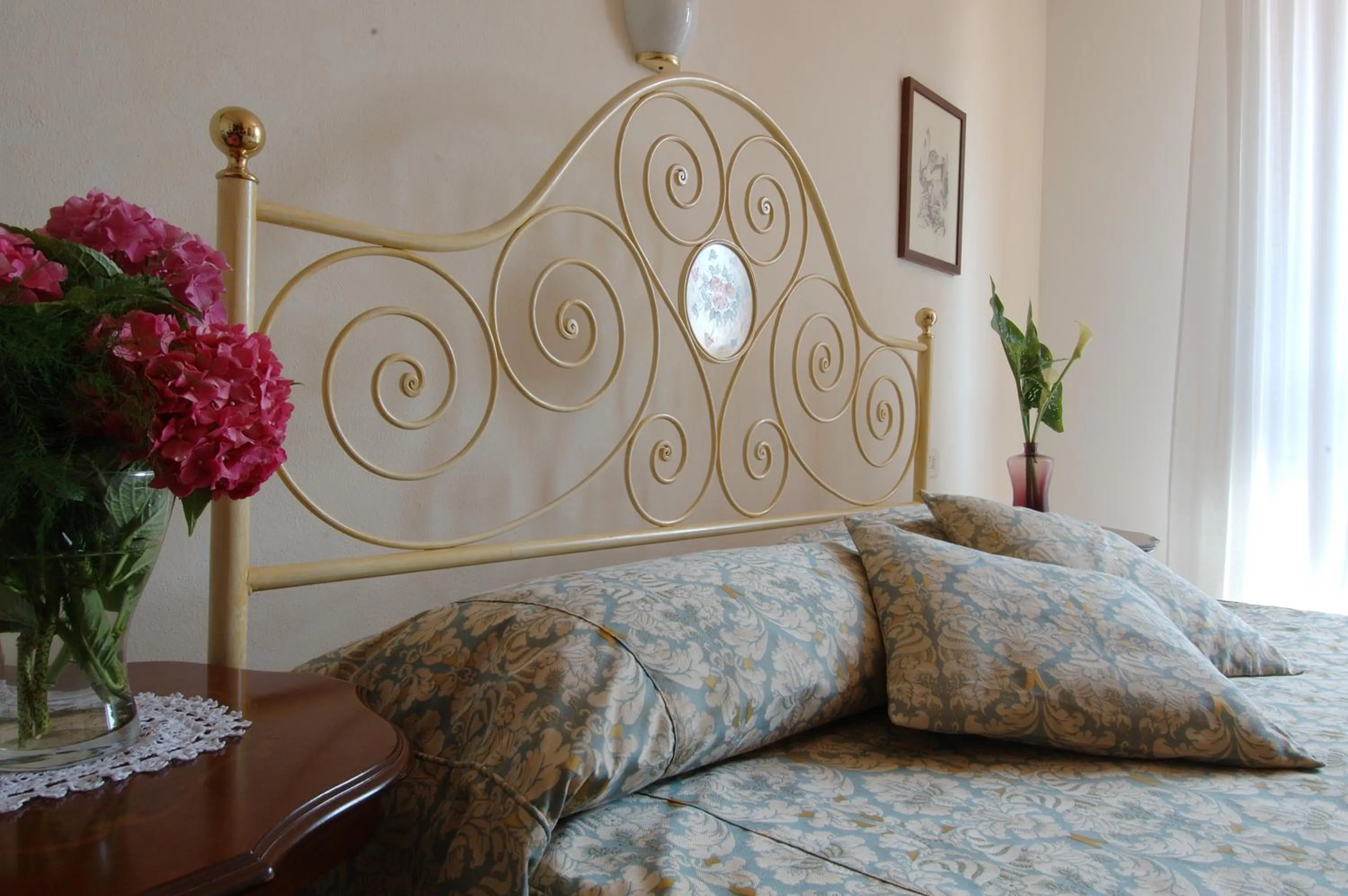 Bed in Hotel San Michele