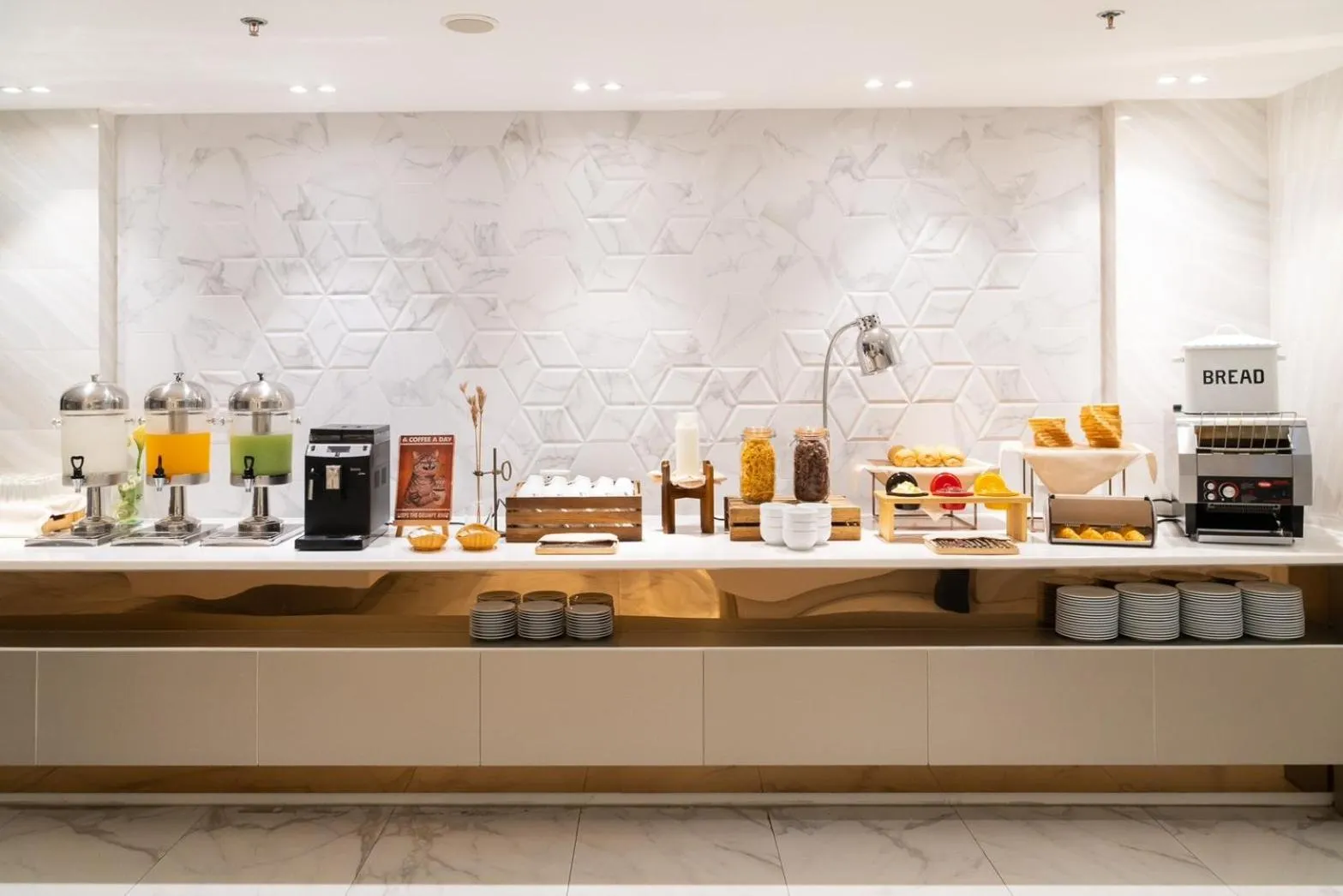 Restaurant/places to eat in Hotel JAL City Bangkok