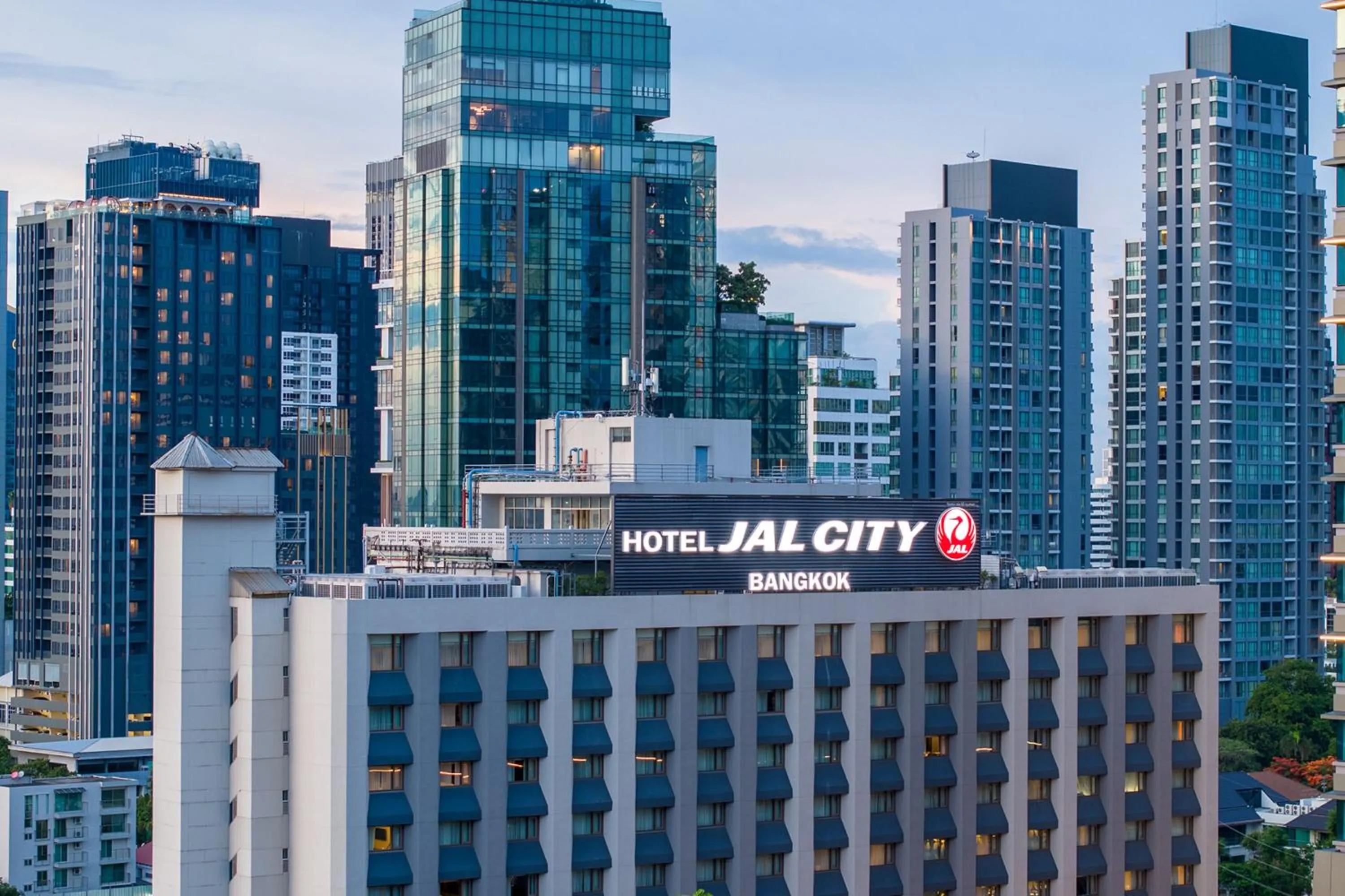 Property building in Hotel JAL City Bangkok