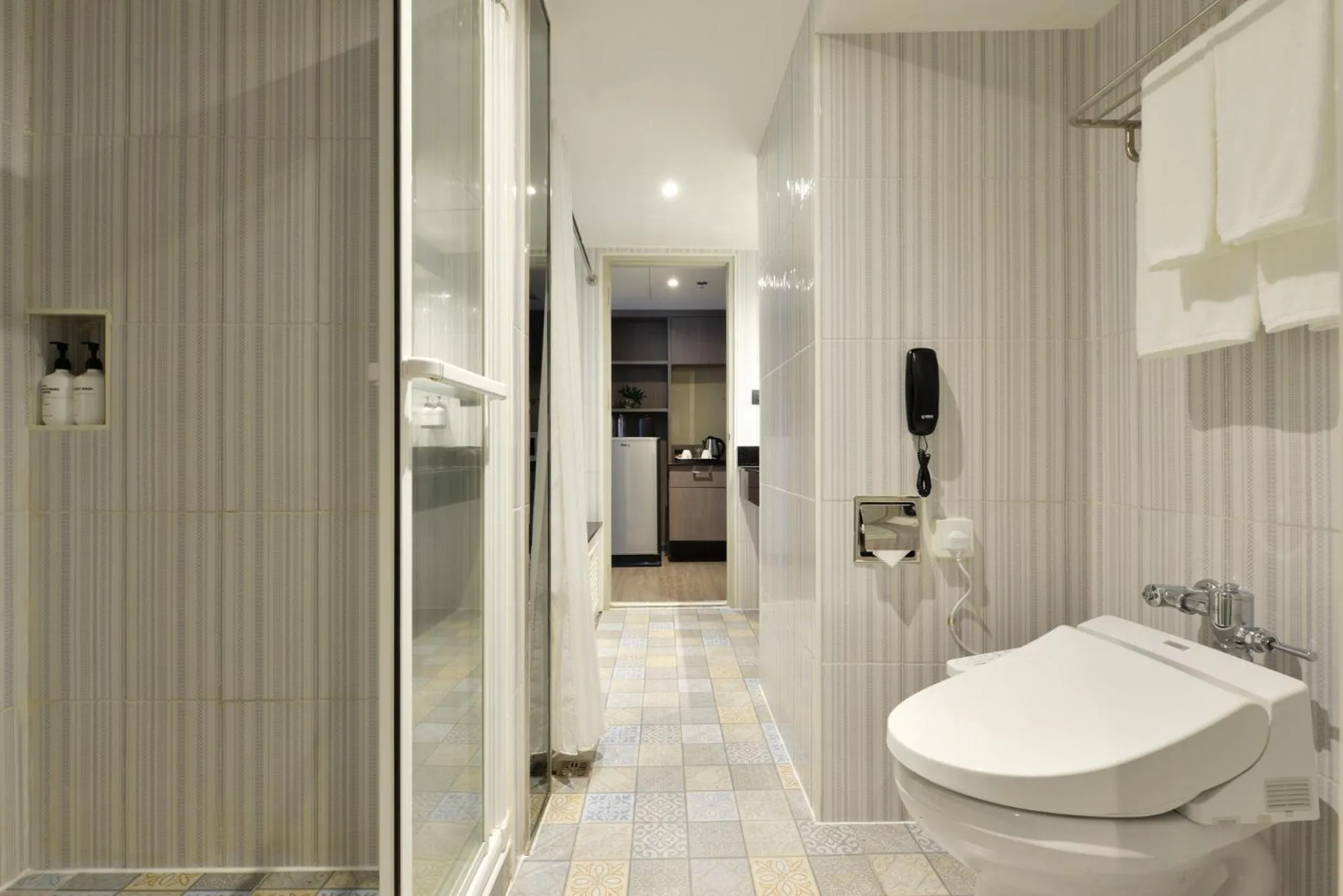 Swimming pool in Hotel JAL City Bangkok