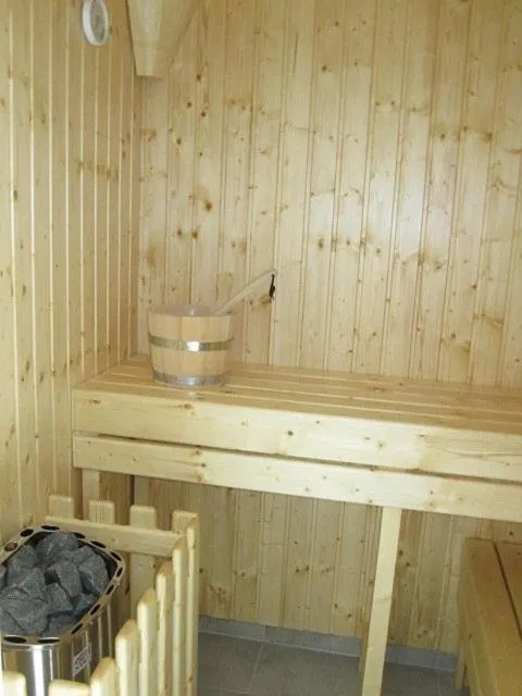 Spa and wellness centre/facilities in F - Team Hotel