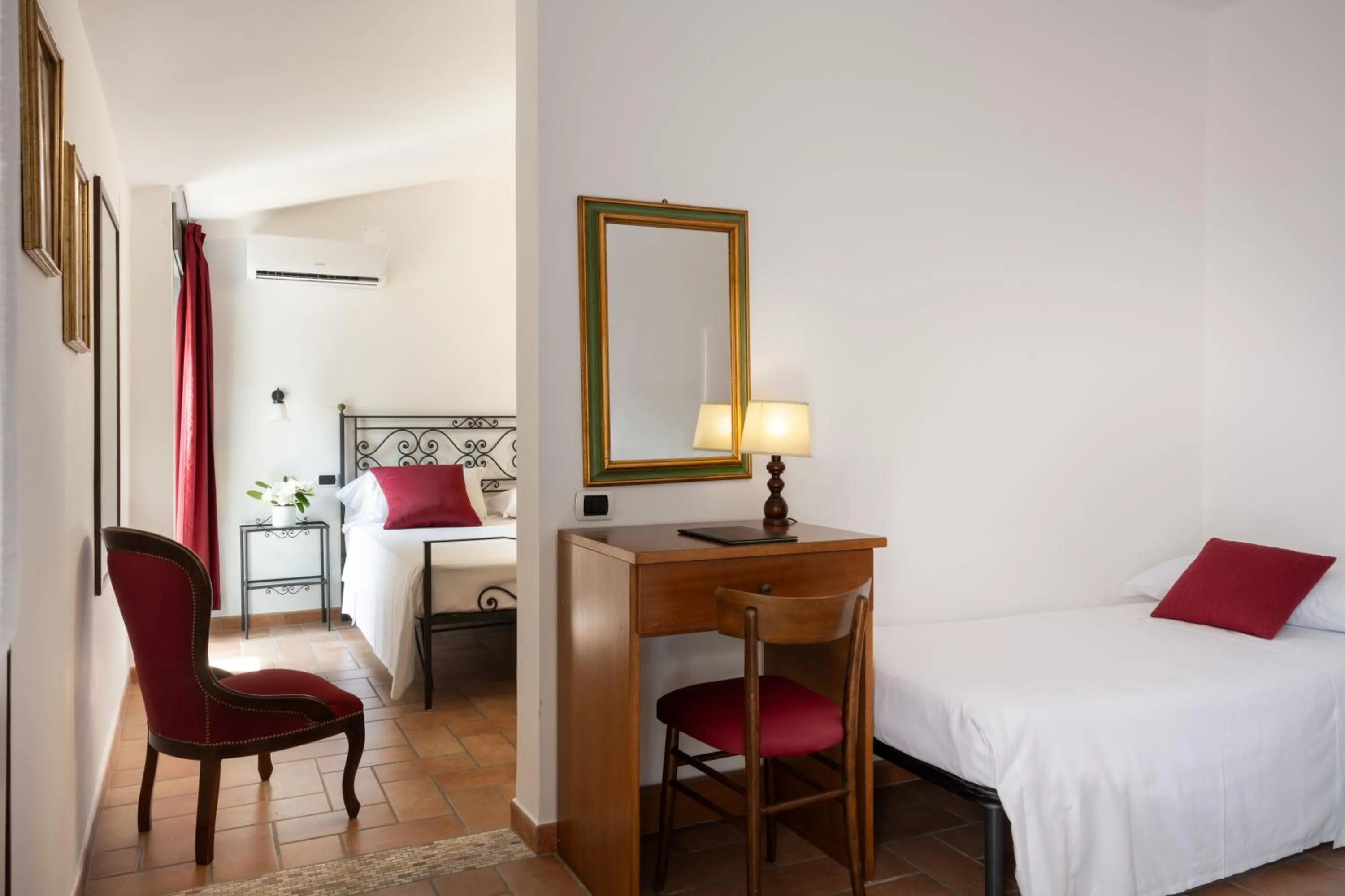 Photo of the whole room, Bed in Hotel San Marco