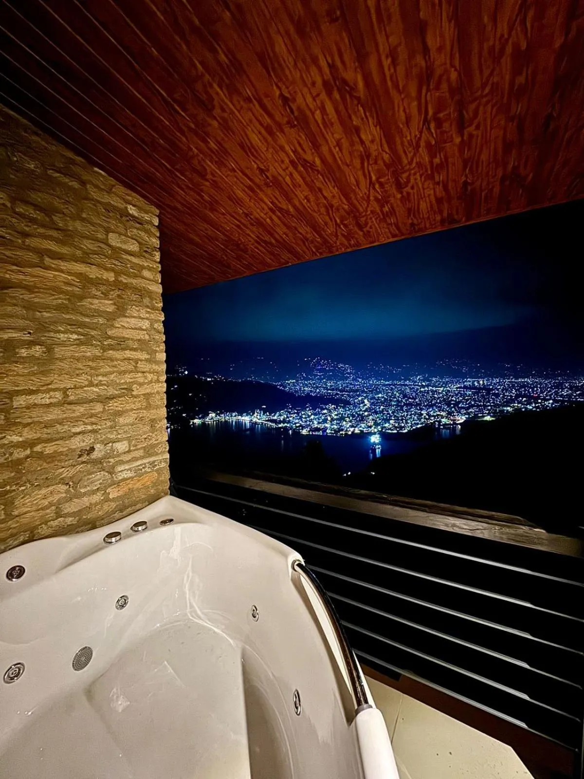 Night in Raniban Retreat