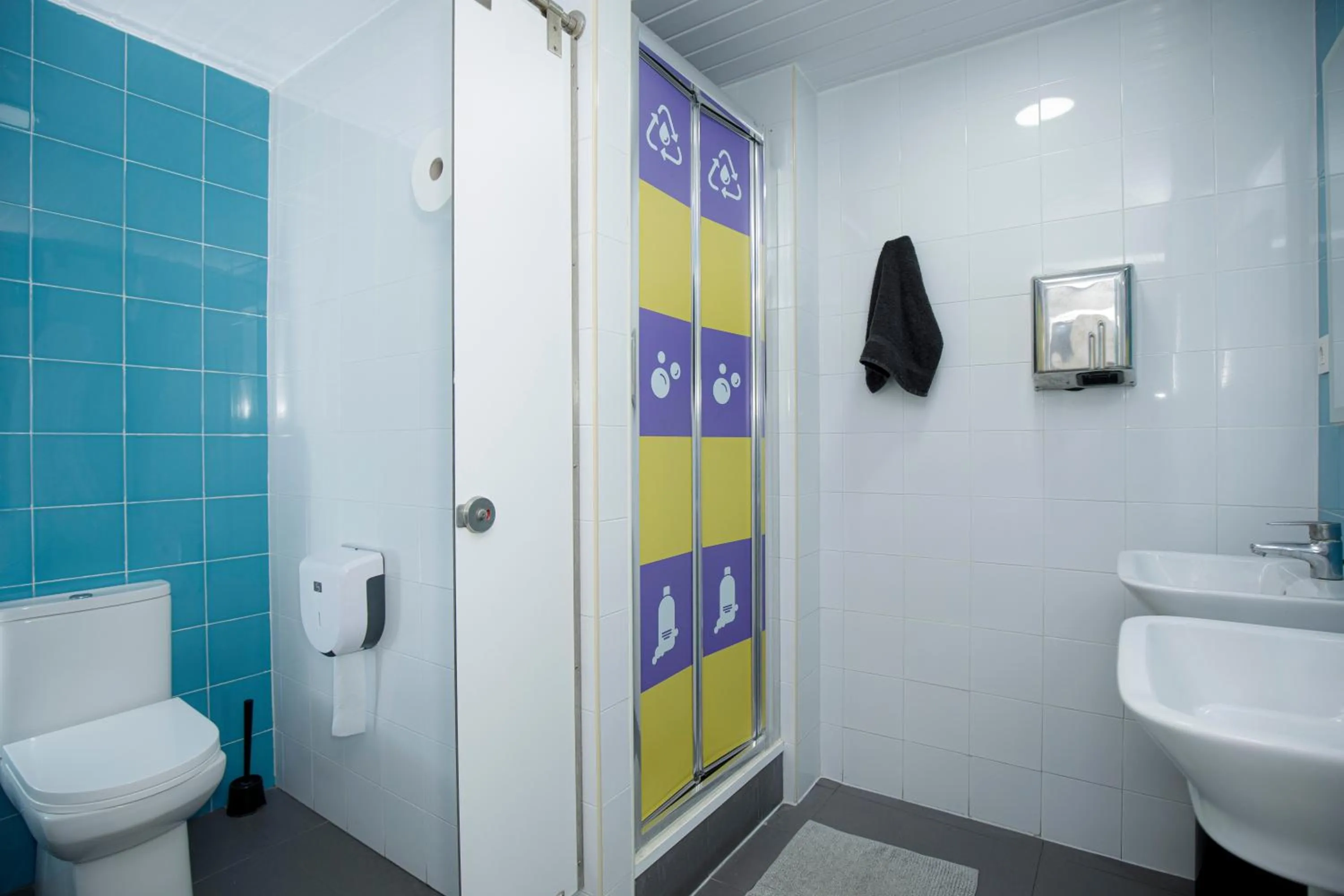 Shower in Onefam Ramblas