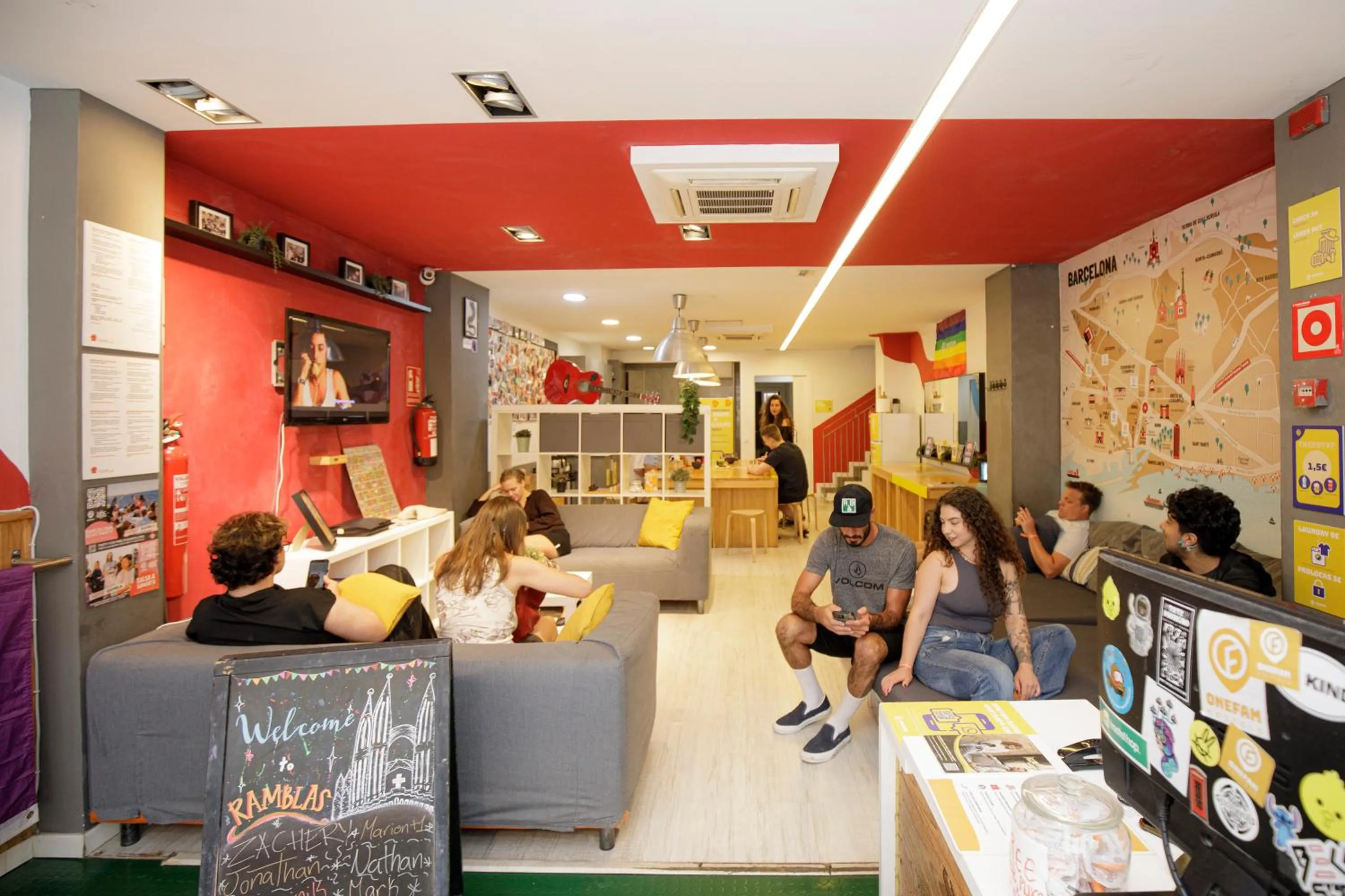 People in Onefam Ramblas