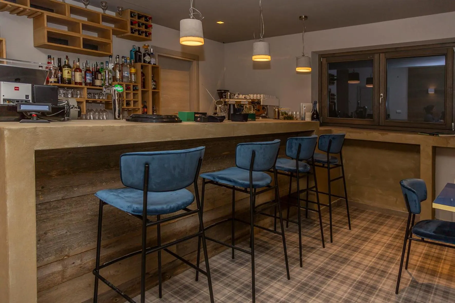 Restaurant/places to eat in Du Parc Hotel