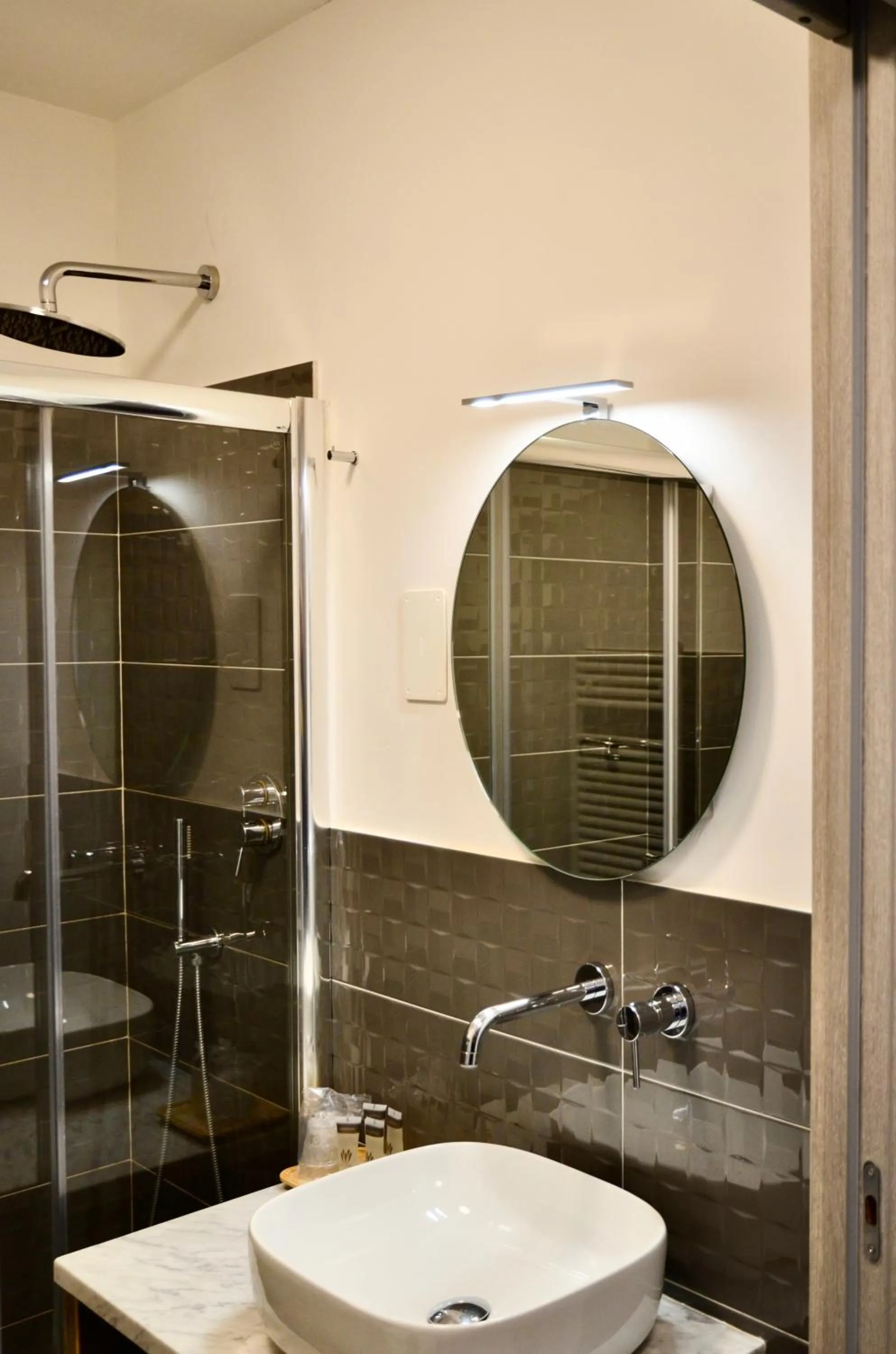 Bathroom in Du Parc Hotel