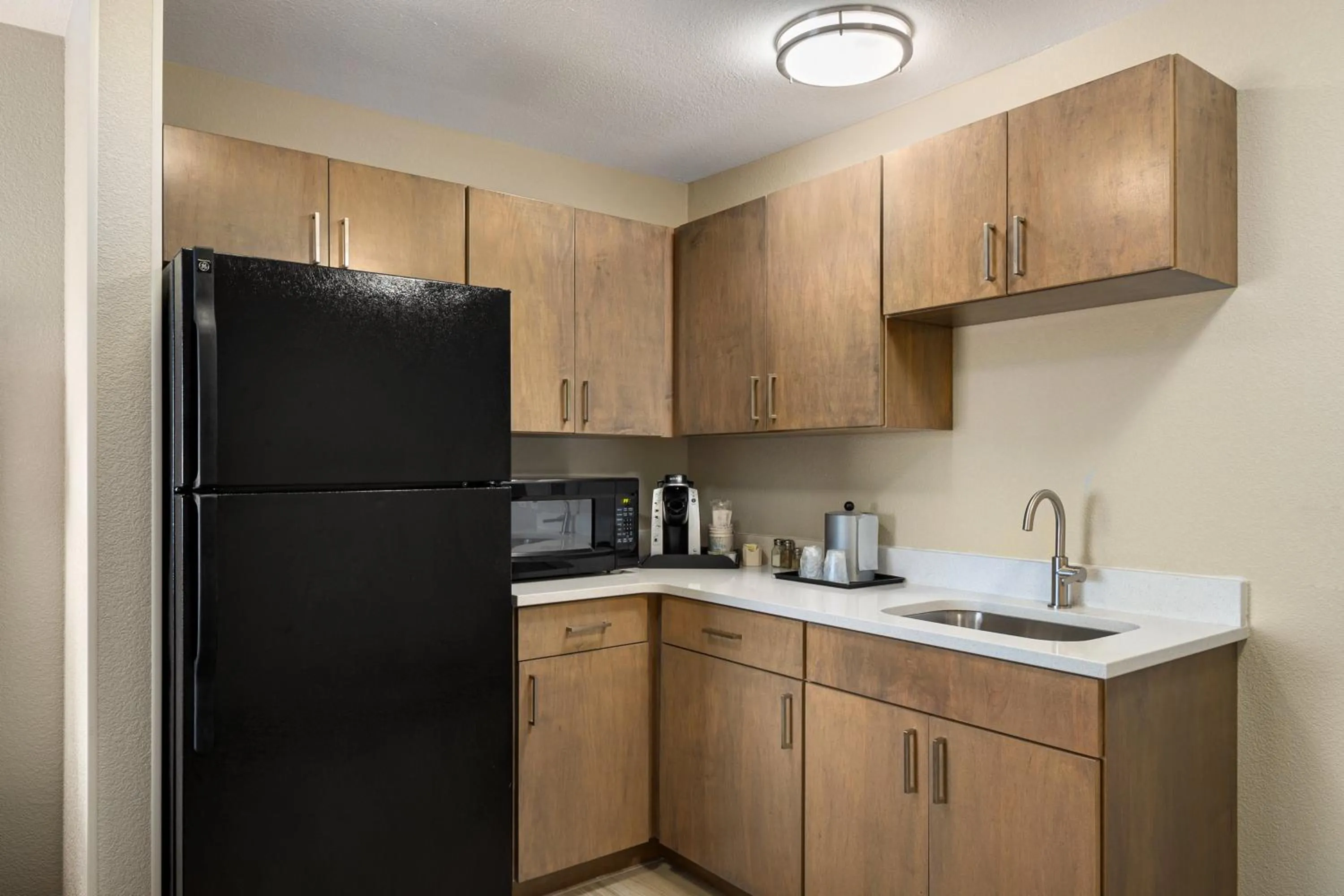 Photo of the whole room in Holiday Inn Express Richmond by IHG