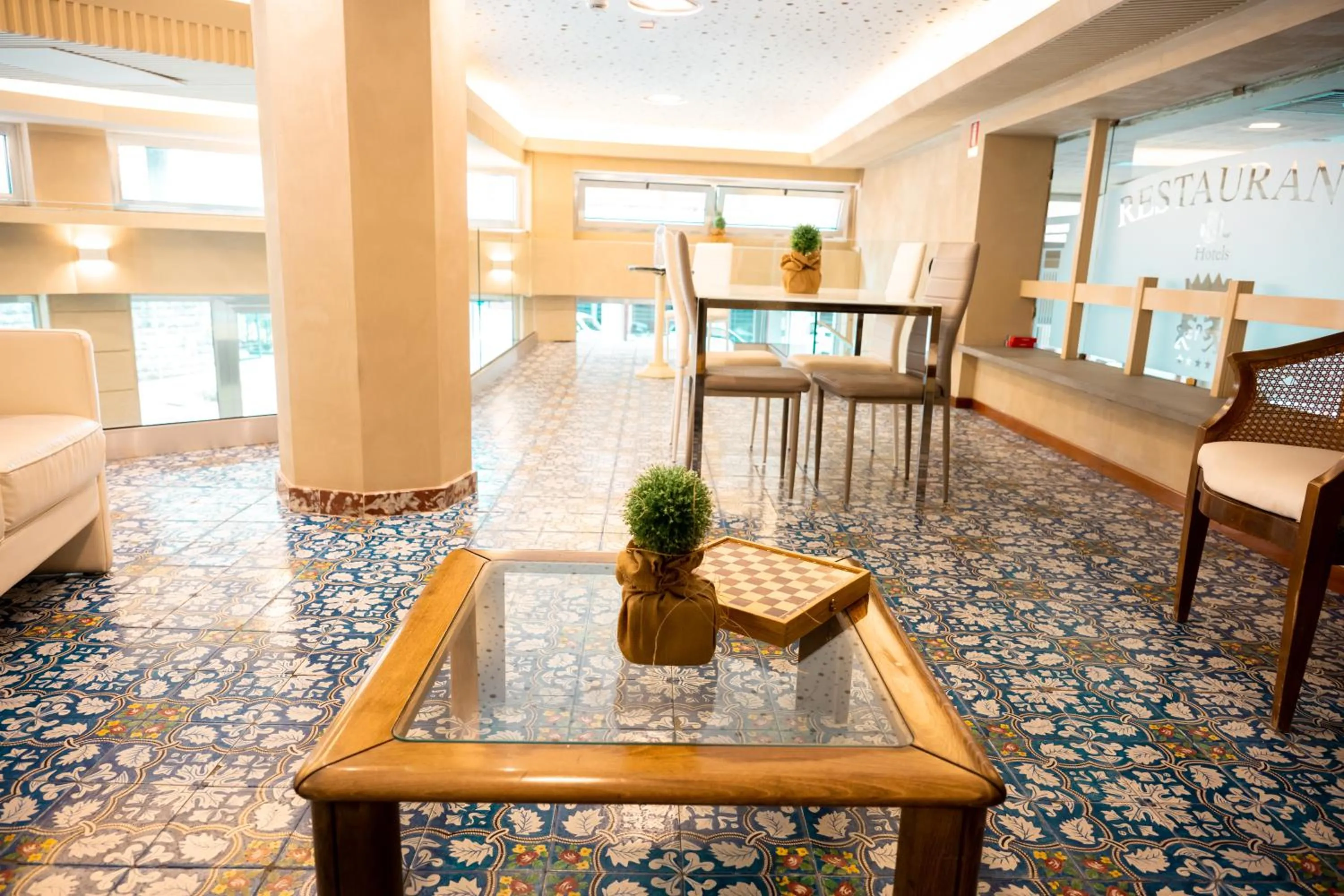 Communal lounge/ TV room in Hotel Terme Pellegrini