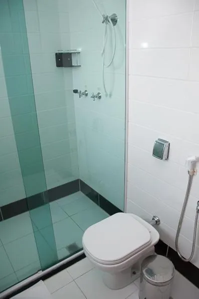 Bathroom in Plaza Suite Hotel