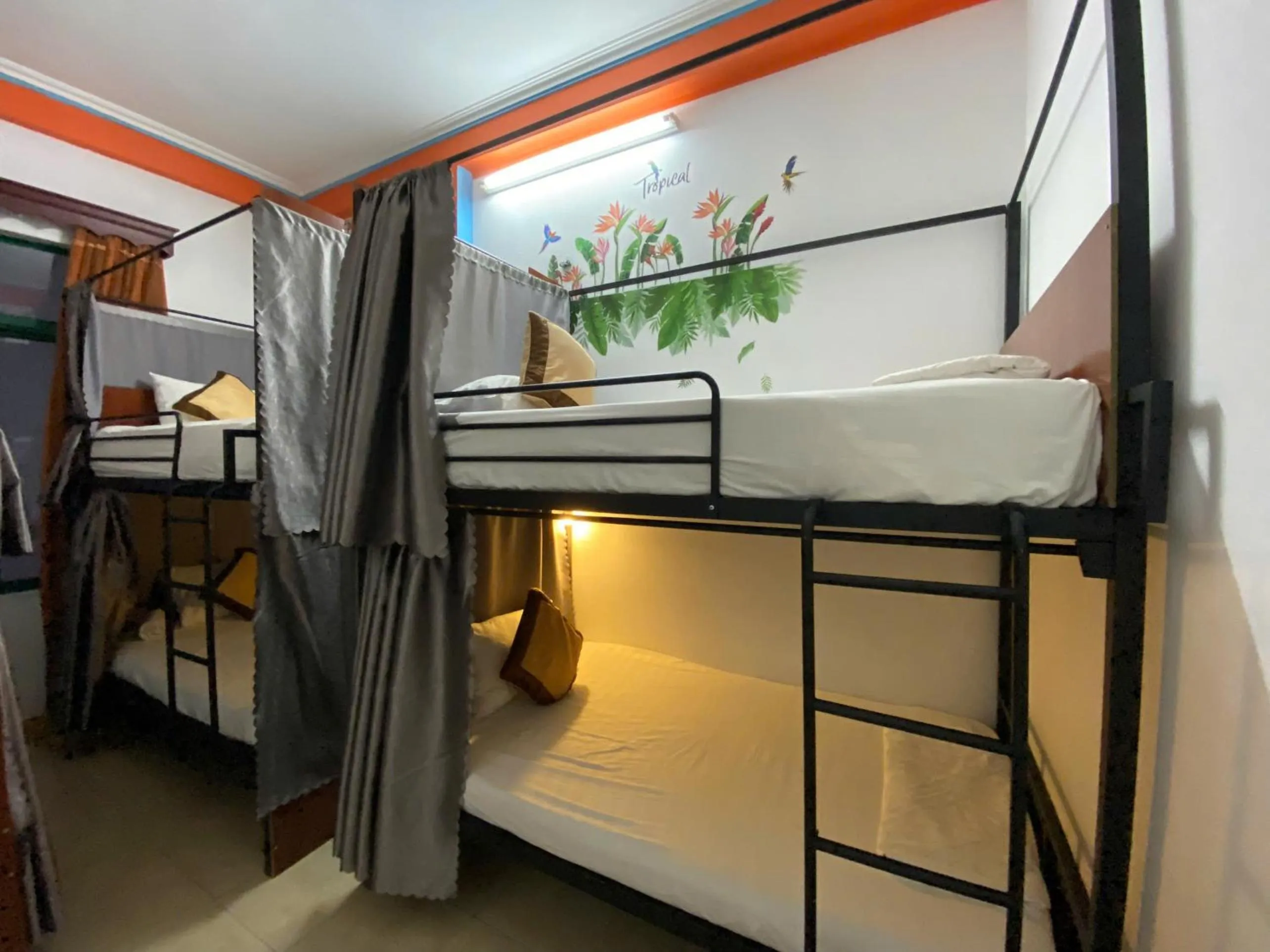 Photo of the whole room, Bed in Alex Ha Long Hotel