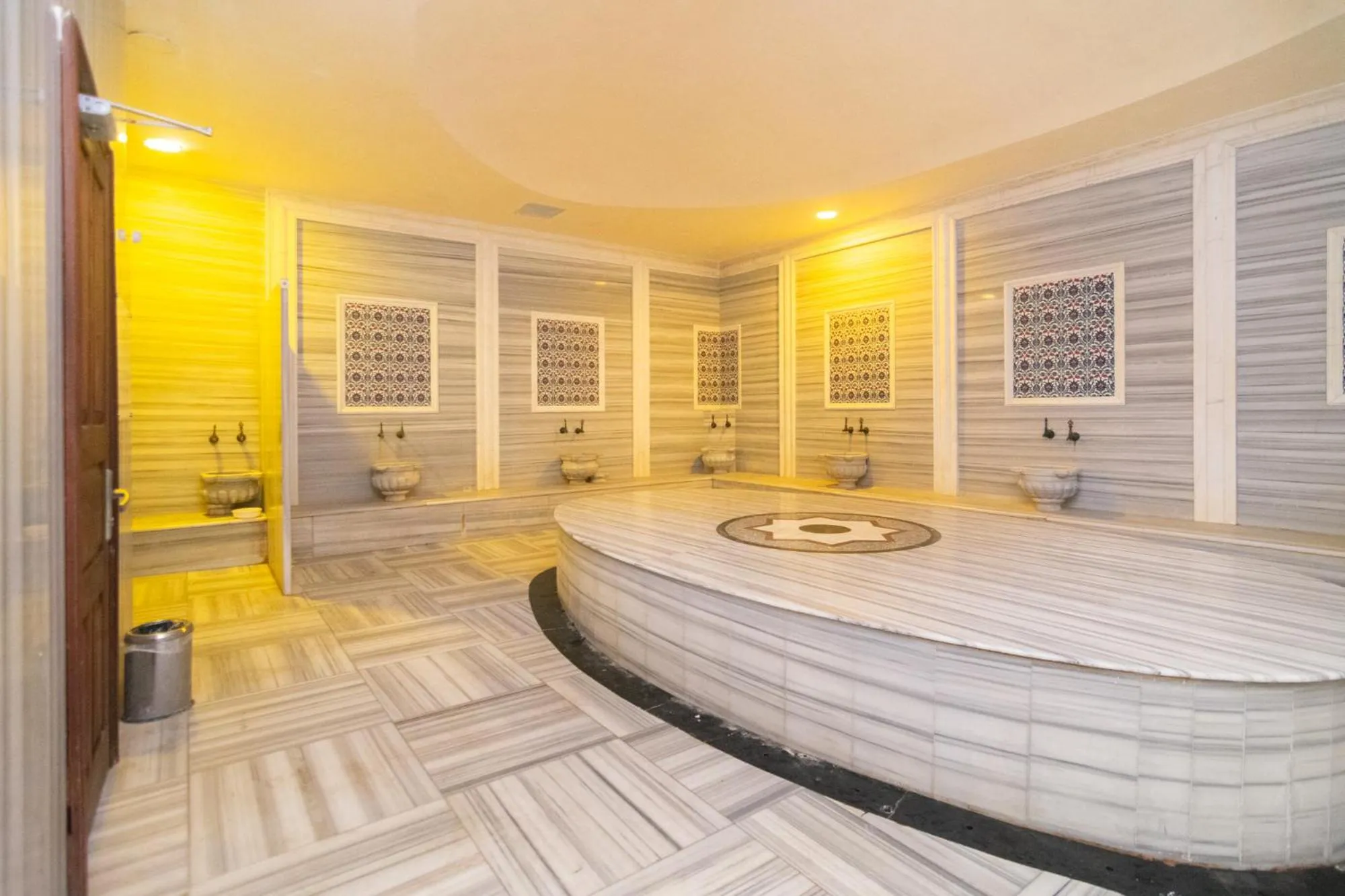 Public Bath in Asrin Park Hotel & Spa Convention Center