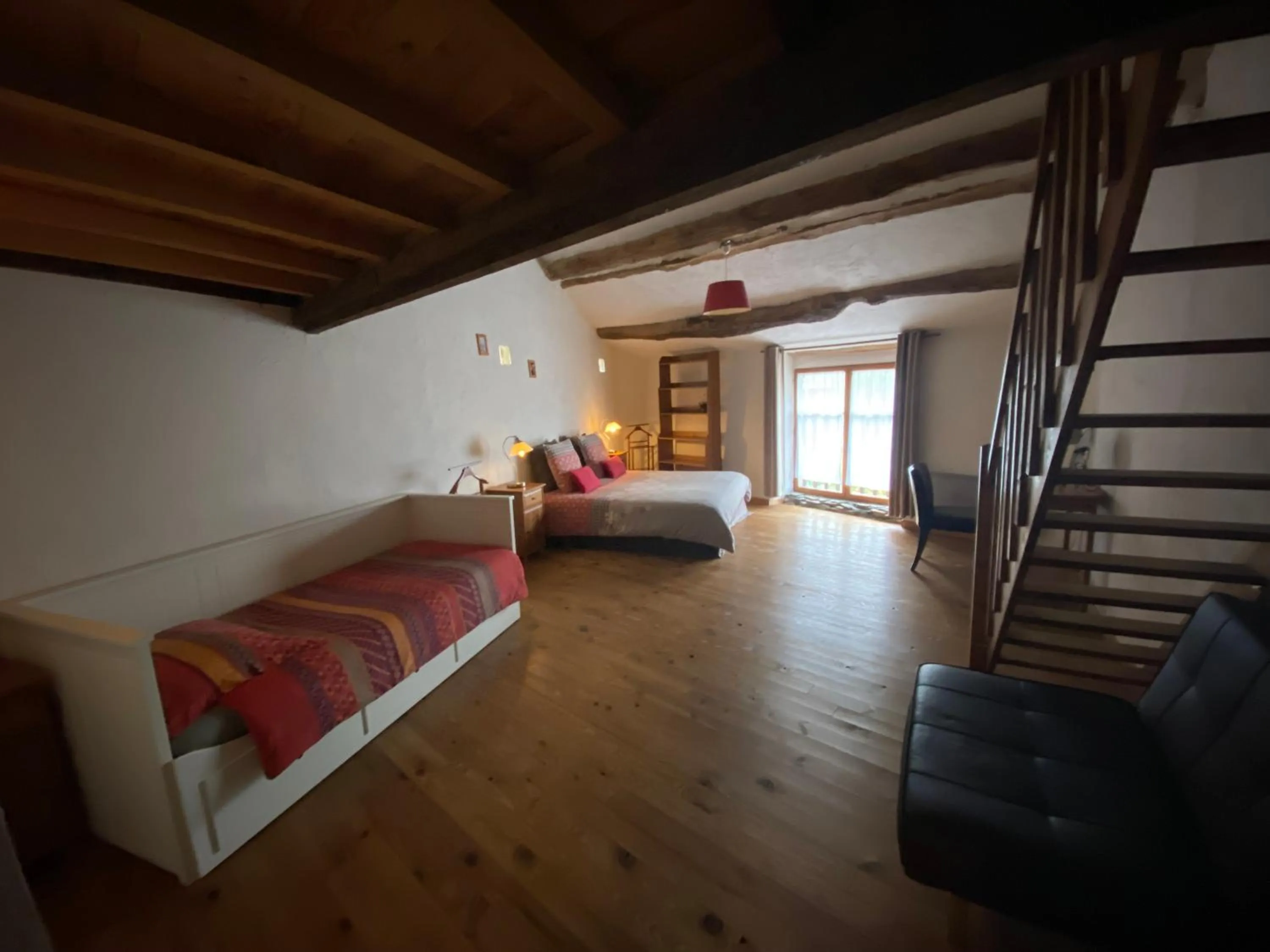 Photo of the whole room, Bed in Les Granges d'Ignaux