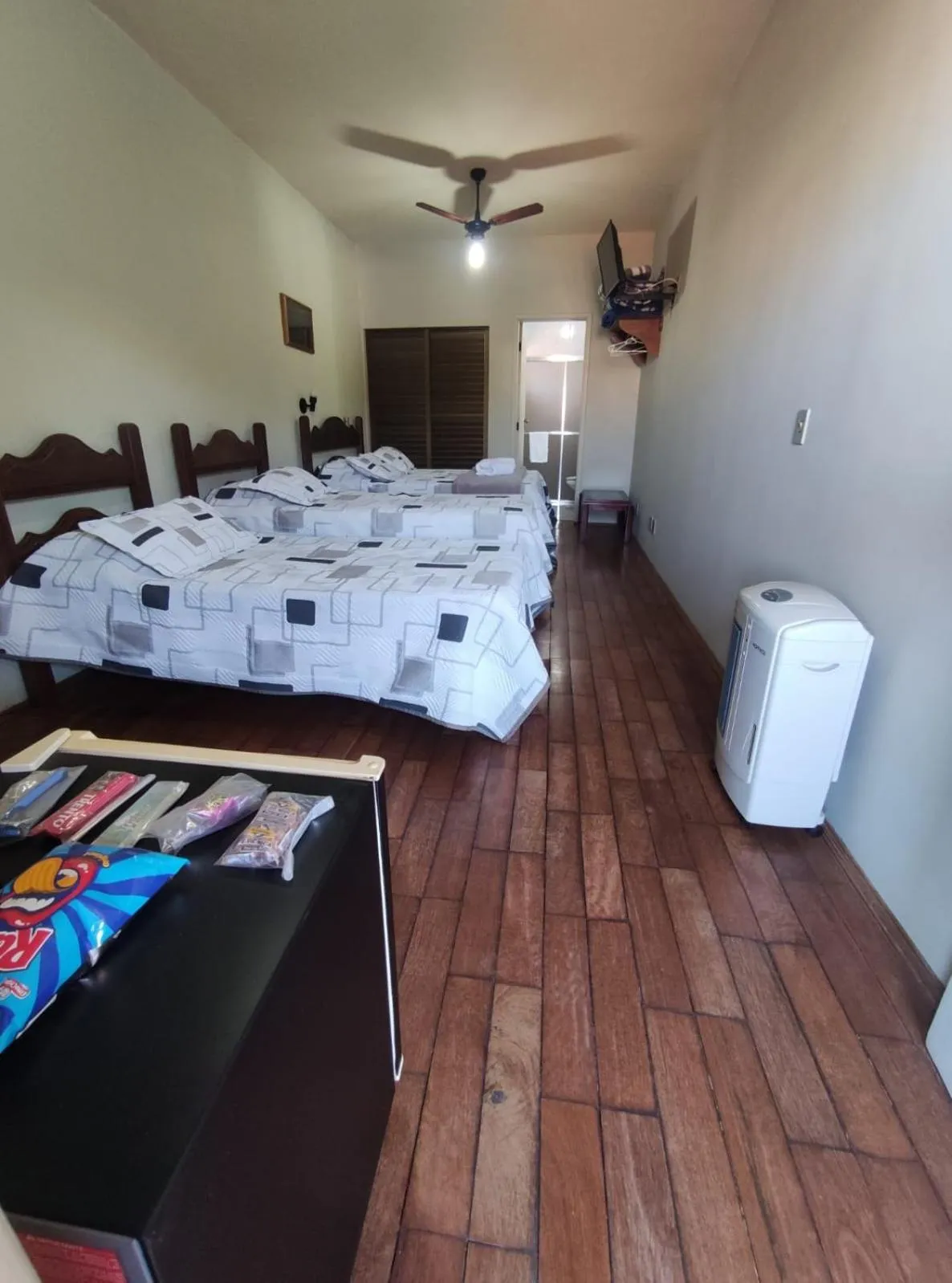 Photo of the whole room, Bed in Café Palace Hotel